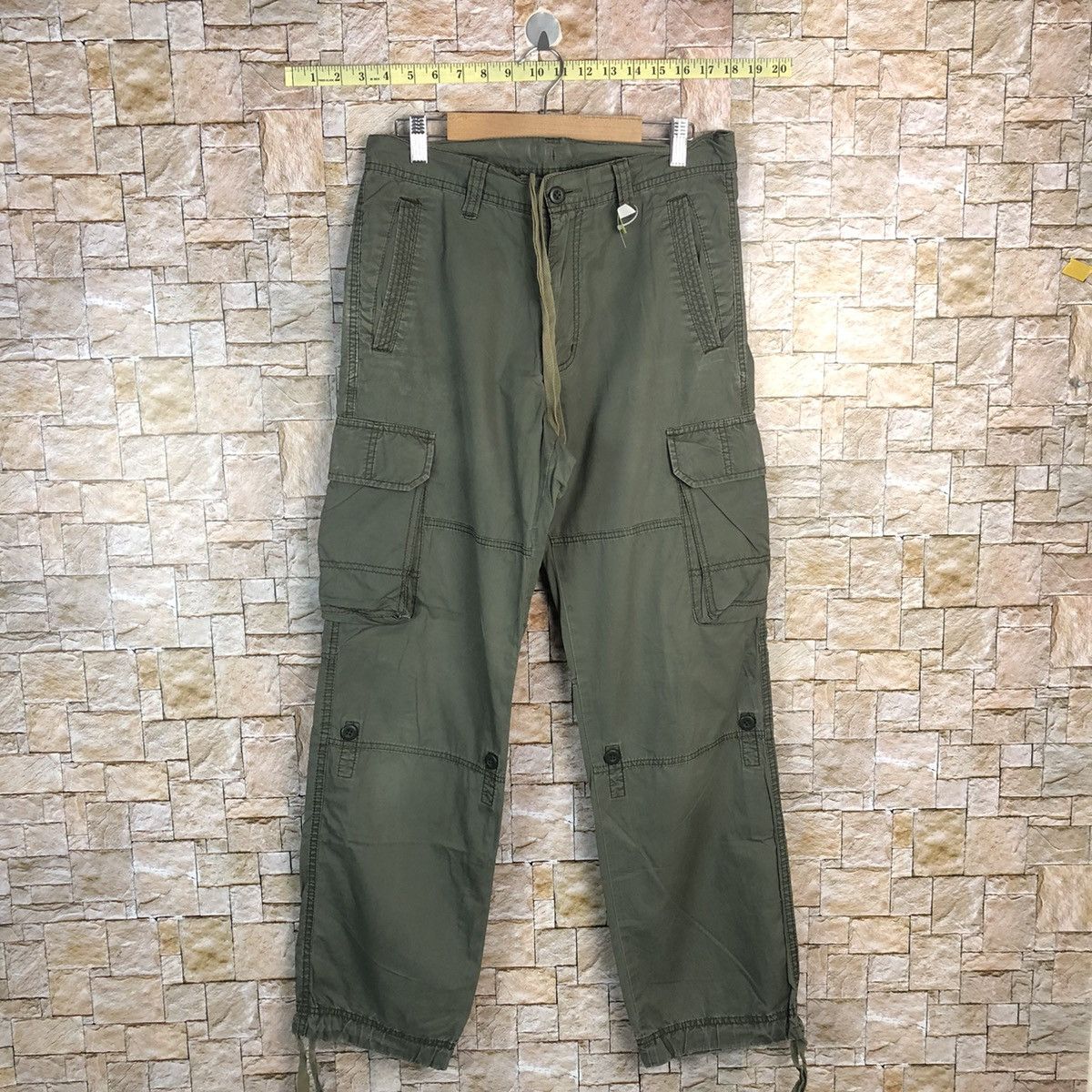 Japanese Brand Uniqlo japan vinyage utility Cargo Multipocket Pants #A343 Size US 30 / EU 46 - 1 Thumbnail