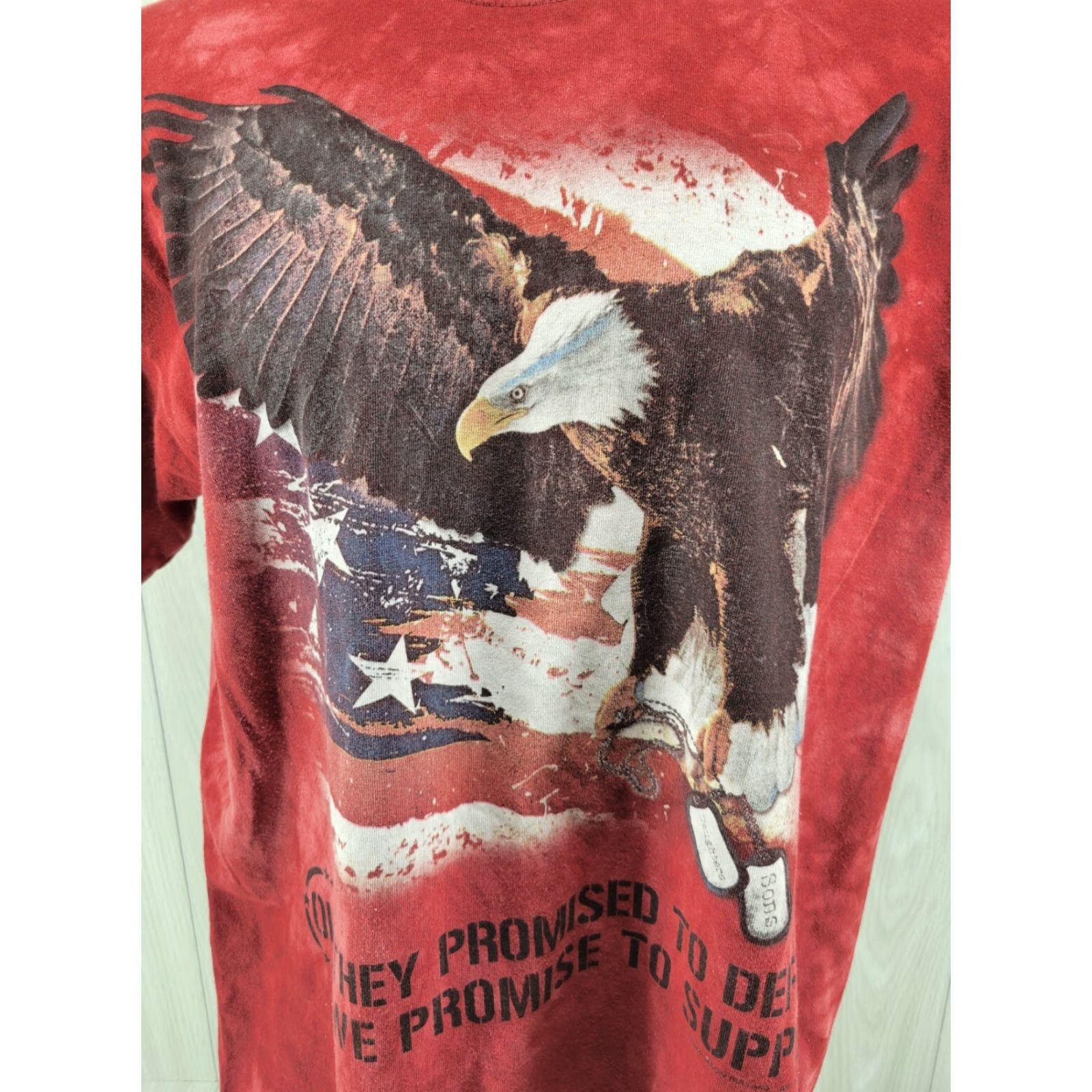 The Mountain The Mountain T-Shirt Mens XL Red Tie Dye Eagle American USA Flag Graphic Tee Size US XL / EU 56 / 4 - 2 Thumbnail