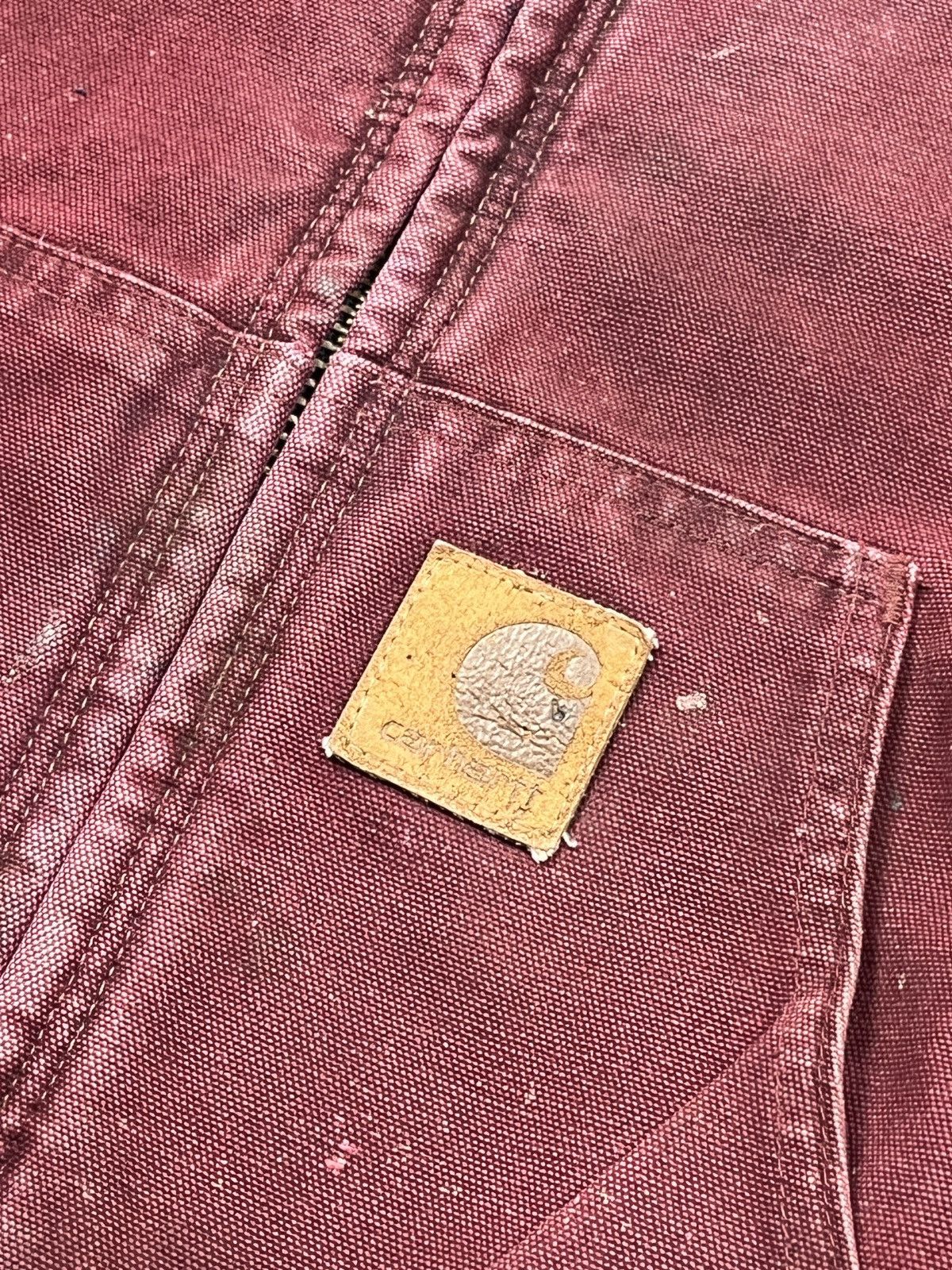 Rare vintage Carhartt active J68 CRI Crimson jacket
