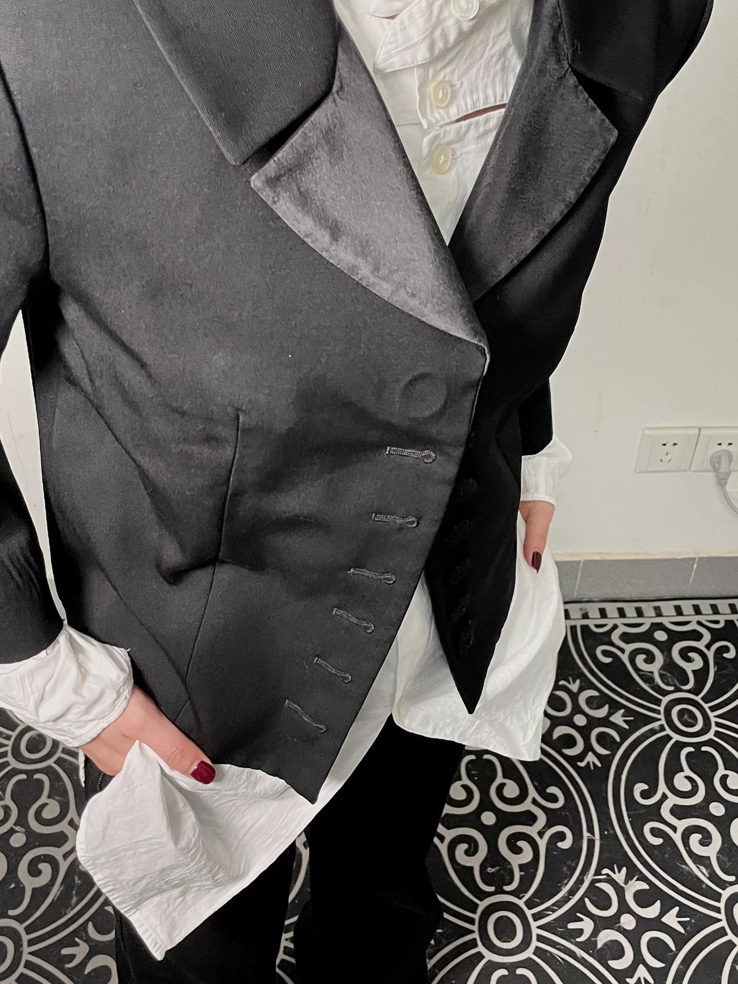 Maison Margiela Maison Margiela F/W15 Hidden Button Blazer Size S / US 4 / IT 40 - 1 Thumbnail