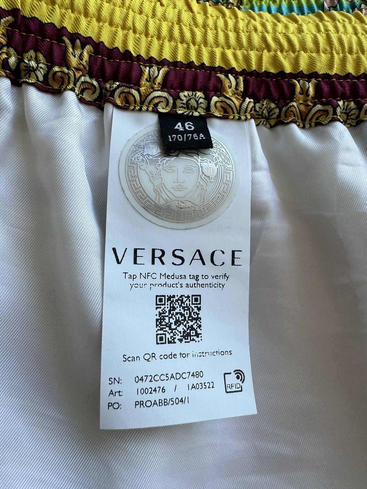 Versace Versace Royal Rebellion Print Silk Bermuda Shorts $980 Size US 30 / EU 46 - 4 Thumbnail