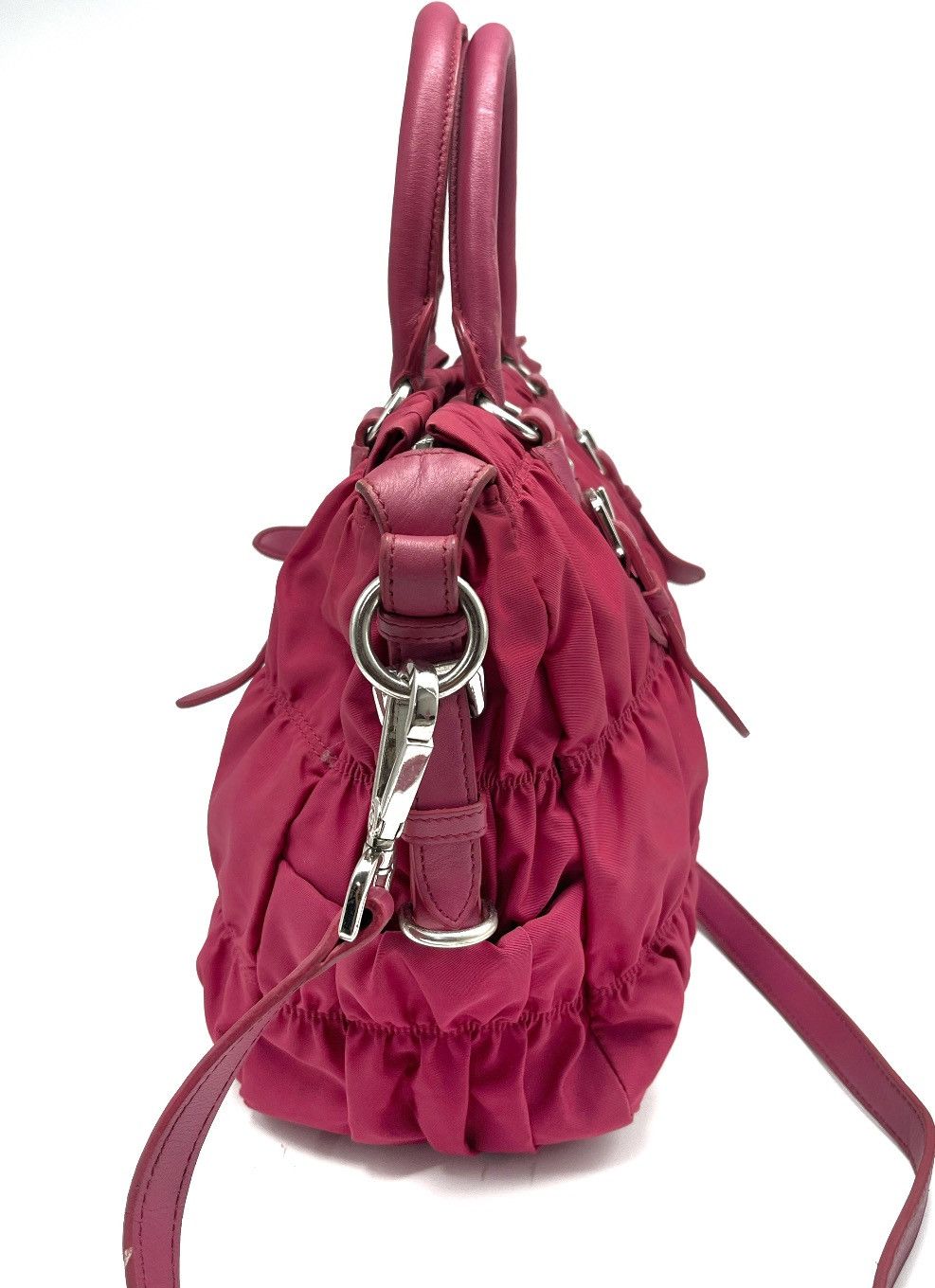 Prada Authentic PRADA Gaufre Shoulder Bag Size ONE SIZE - 4 Thumbnail