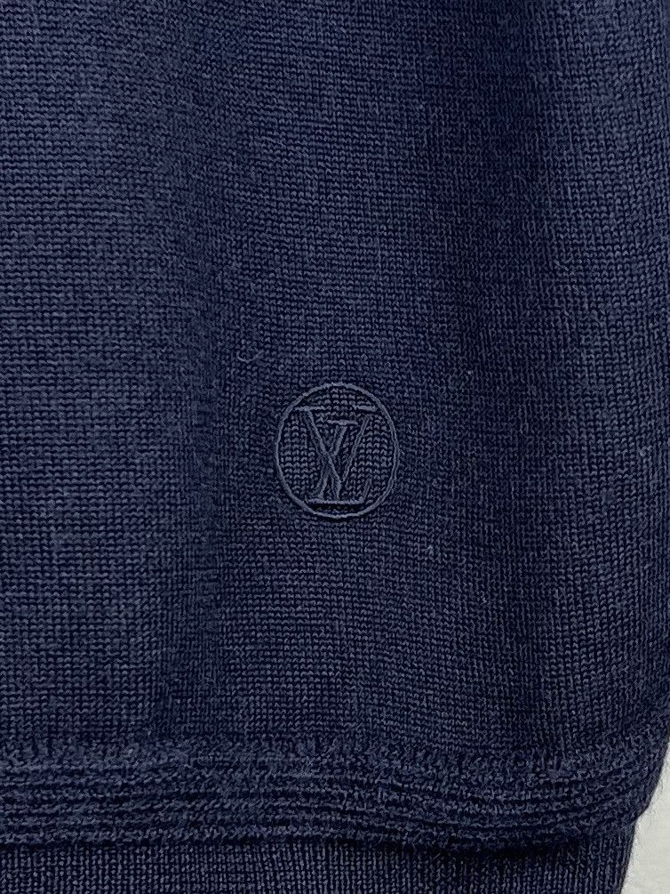 Louis Vuitton LOUIS VUITTON Sweater Zip Cardigan Wool/Silk LV Logo Blue Size US M / EU 48-50 / 2 - 5 Thumbnail