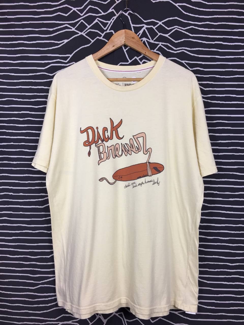 Vintage Dick Brewer Surfboards Classic & Basic Style Surf Tee Size US XL / EU 56 / 4 - 2 Thumbnail