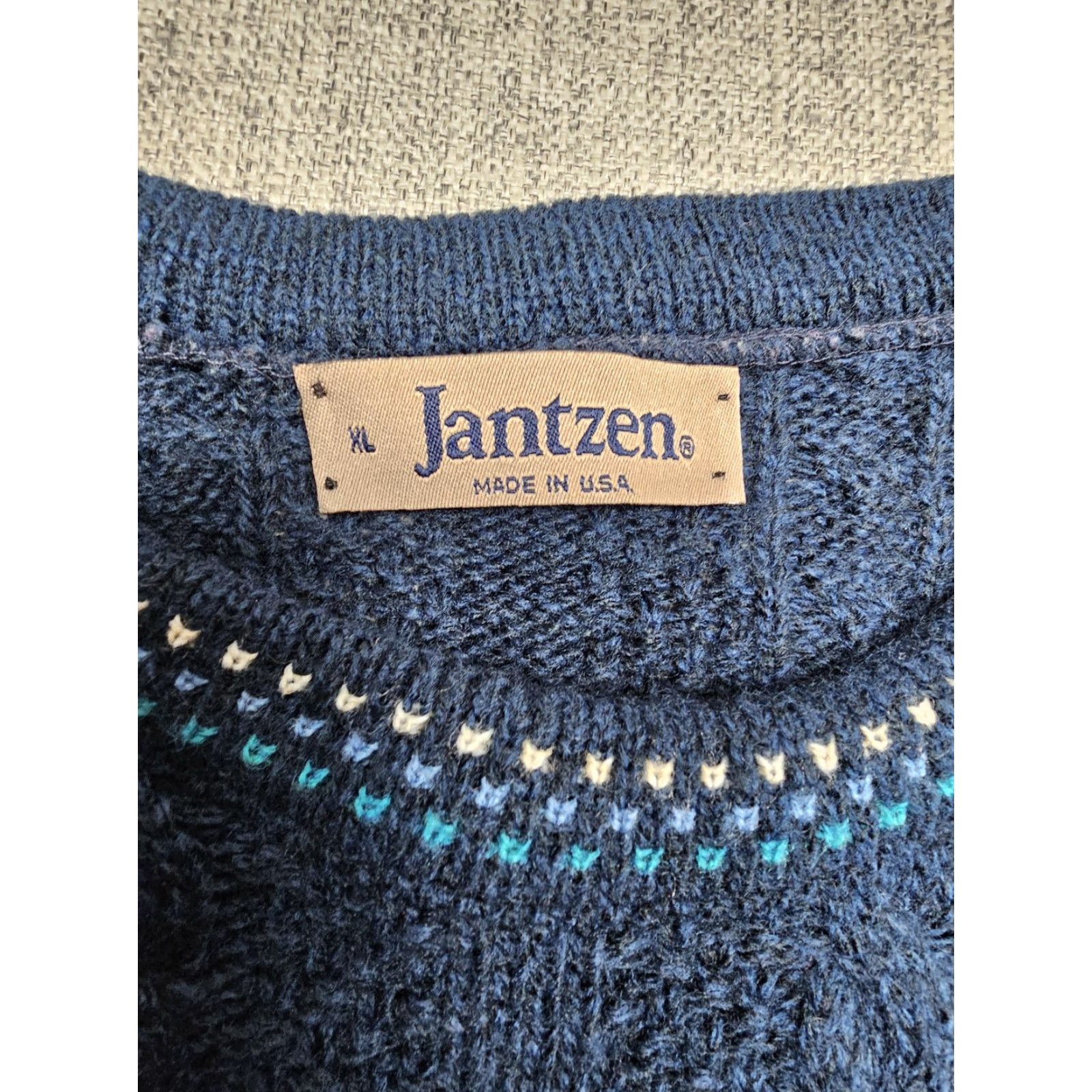 Jantzen Vintage Jantzen Sweater Mens XL Blue Fair Isle Geometric Knit Made USA 80s Size US XL / EU 56 / 4 - 3 Thumbnail