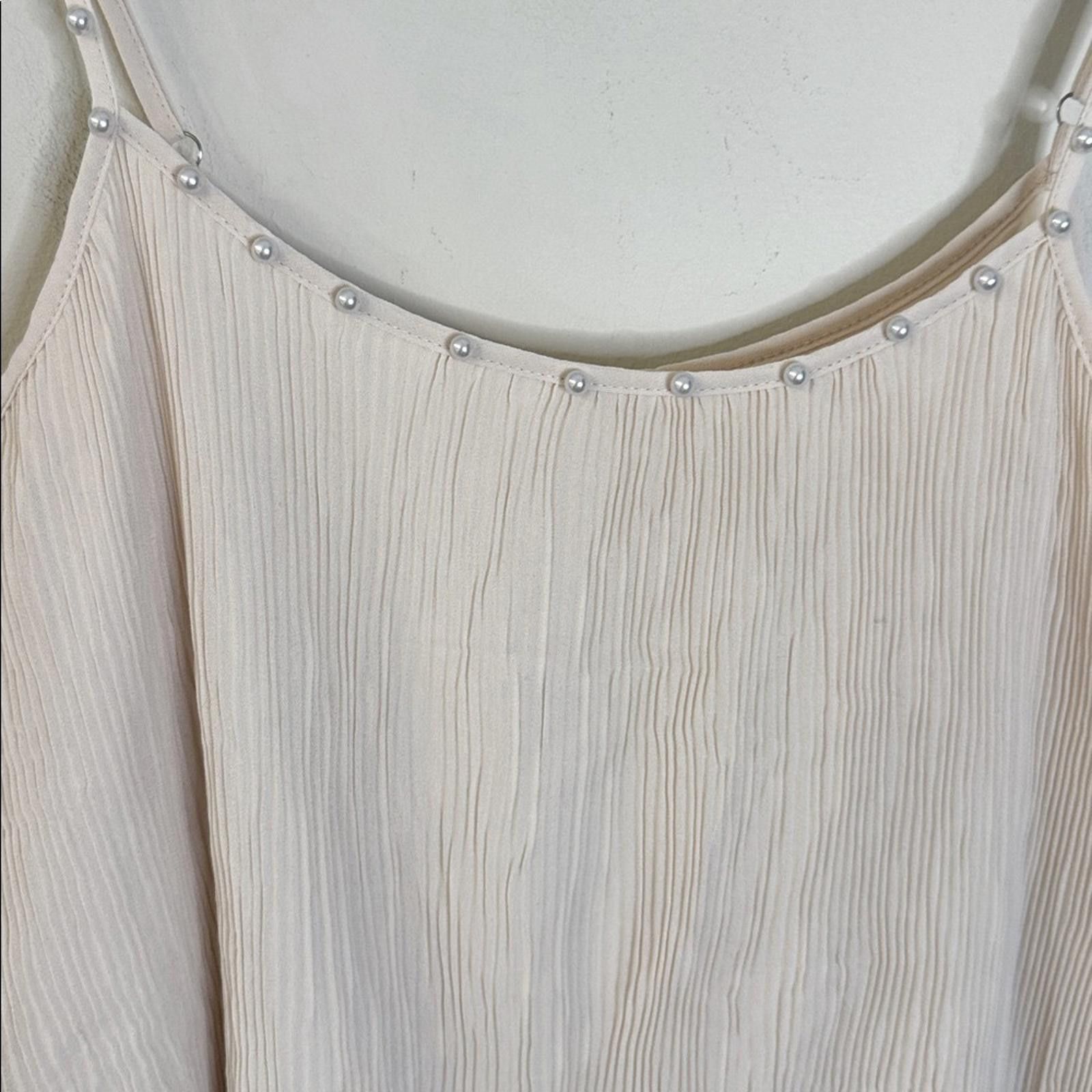The Unbranded Brand Cream dressy tank top pearl embellishment Plus SZ 2XL Size ONE SIZE - 3 Thumbnail