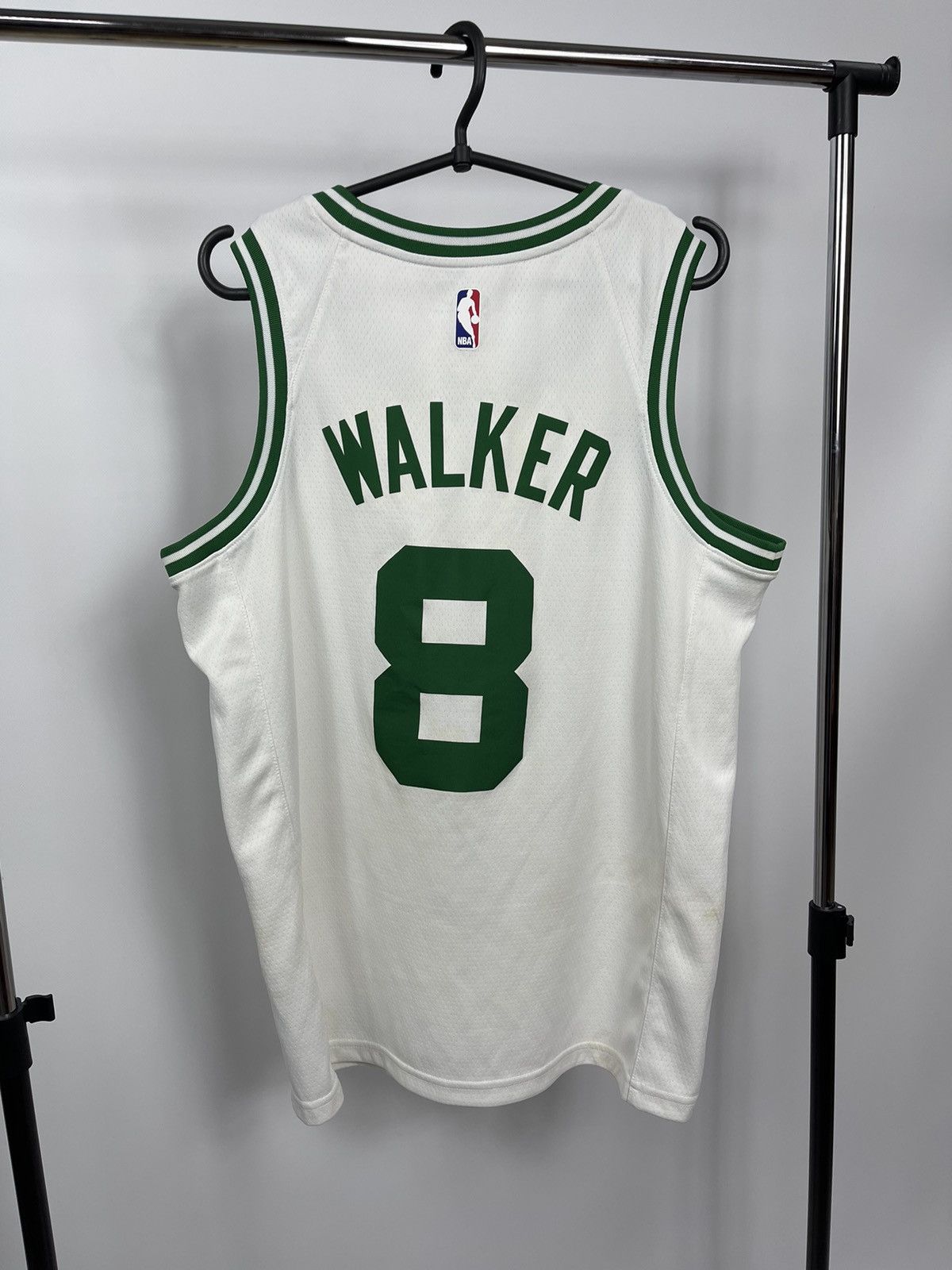 Nike Boston Celtics Jersey Mens Size M Basketball #8 Walker Nike Size US M / EU 48-50 / 2 - 1 Thumbnail