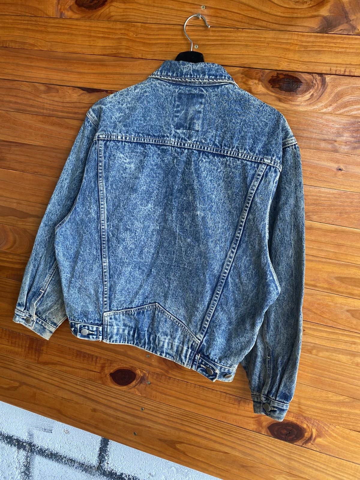 Vintage Vintage 1980s-1990s Acid Wash Denim Jacket – Unisex Classic Size US S / EU 44-46 / 1 - 11 Thumbnail