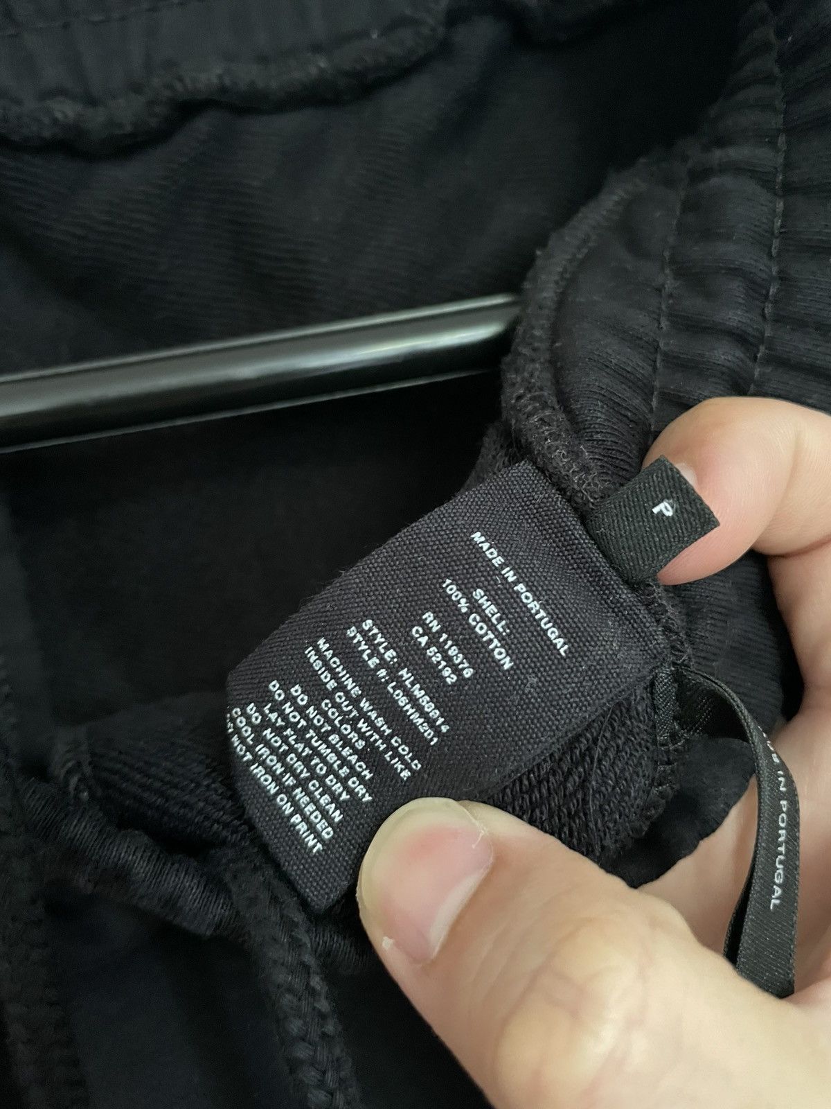 Helmut Lang Helmut Lang sweatpants size S in blk Size US 29 - 6 Thumbnail