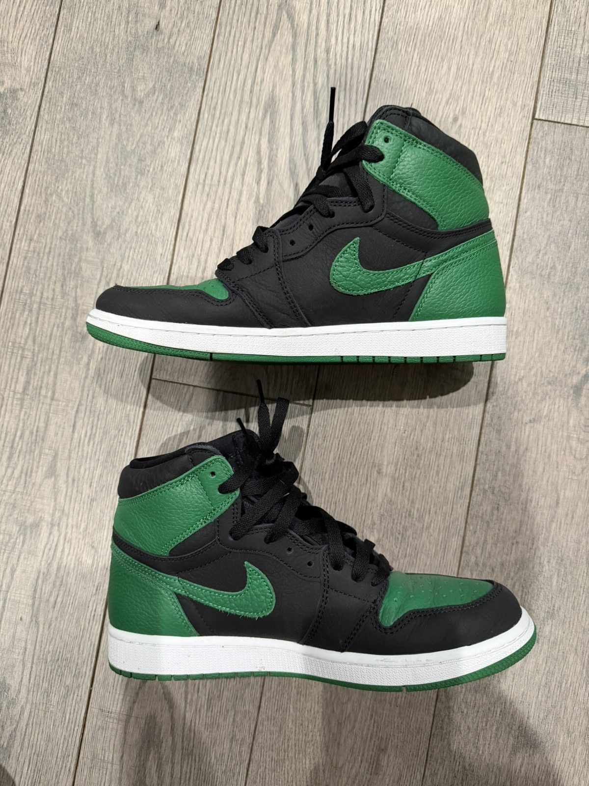 Nike Air jordan 1 pine green Size US 9 / EU 42 - 3 Thumbnail