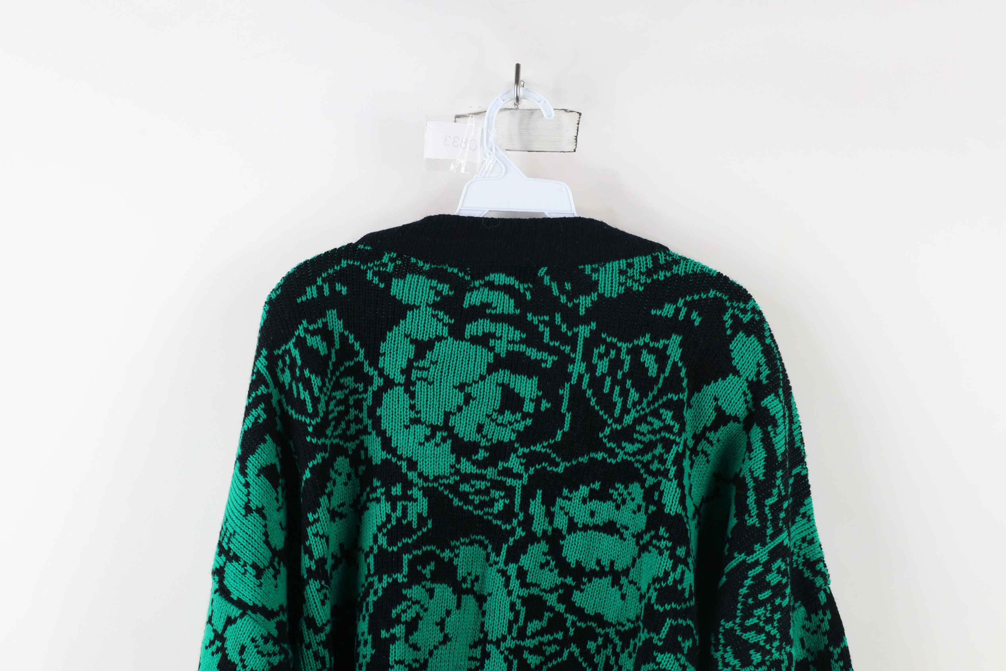 Vintage Vintage 90s Streetwear Big Button Flower Cardigan Sweater Size S / US 4 / IT 40 - 8 Thumbnail