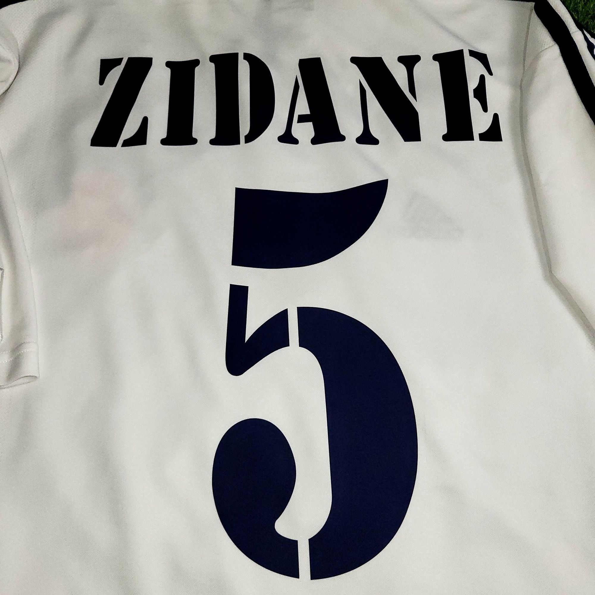 Adidas Zidane Real Madrid Centenary 2001 2002 UEFA Soccer Jersey L Size US L / EU 52-54 / 3 - 3 Thumbnail
