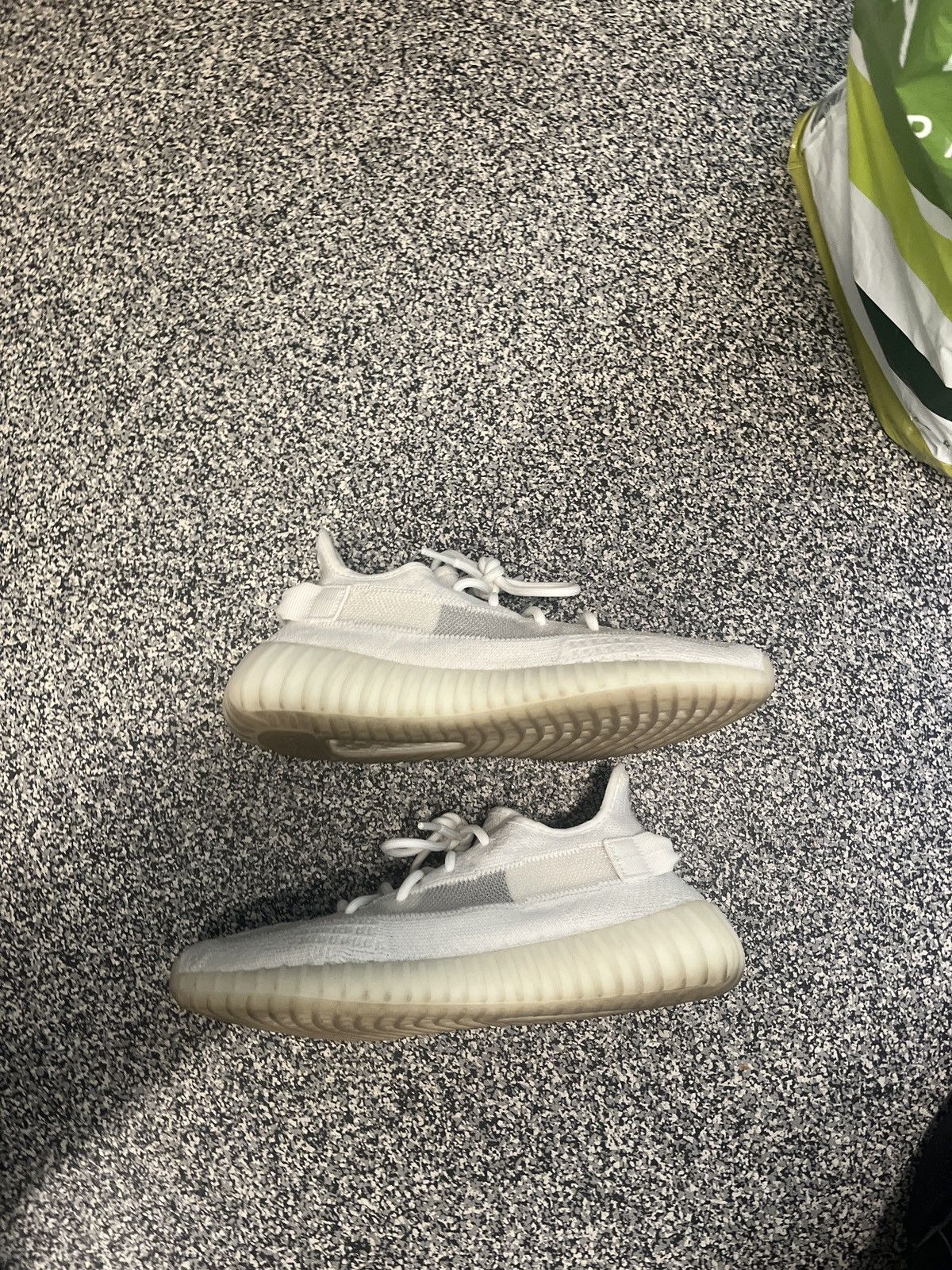 Adidas × Kanye West Yeezy boost 350 v2 uk 8.5 us 9 Size US 8.5 / EU 41-42 - 1 Thumbnail