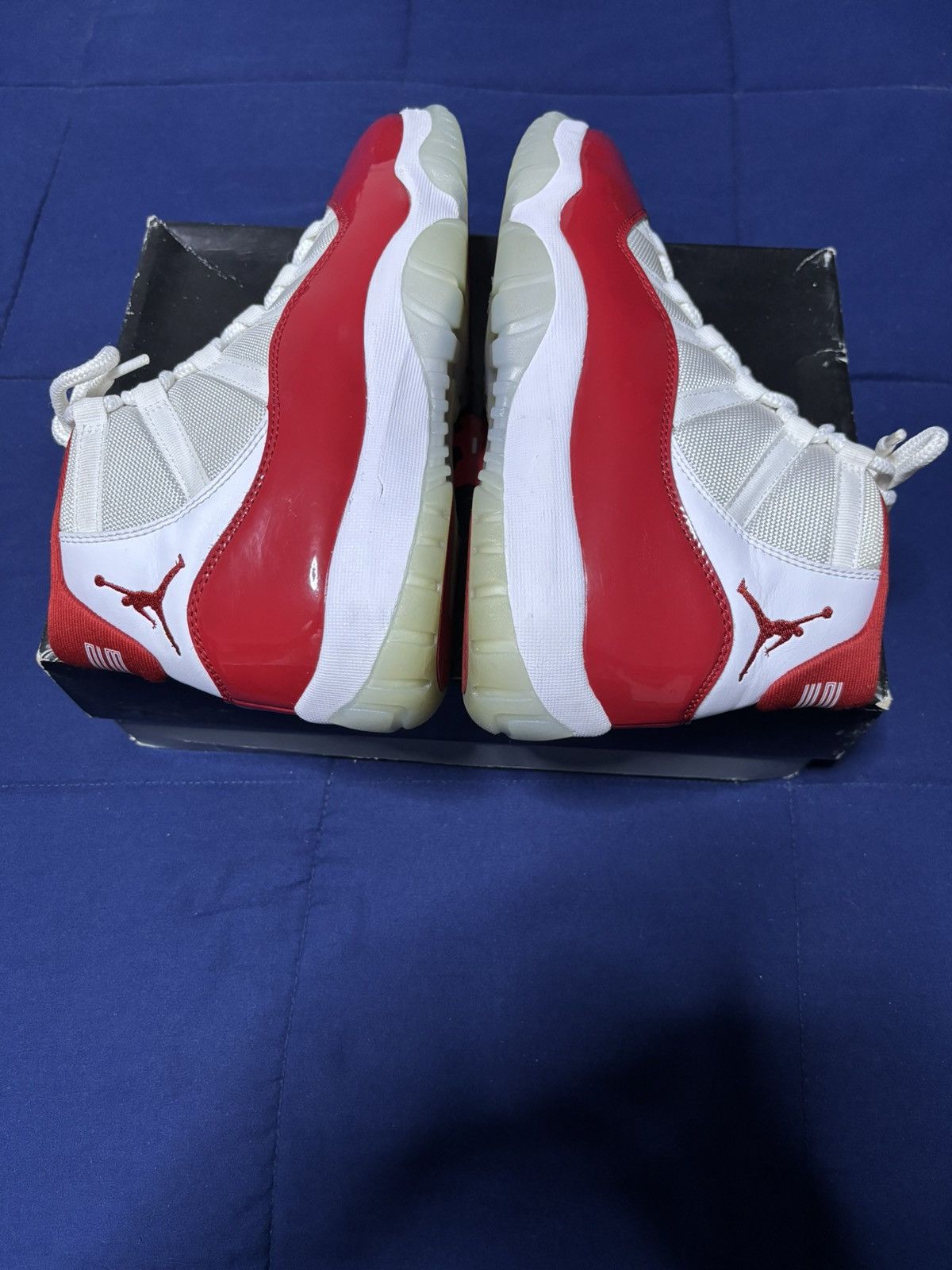Jordan 11 Retro High Cherry 2022 Size 9