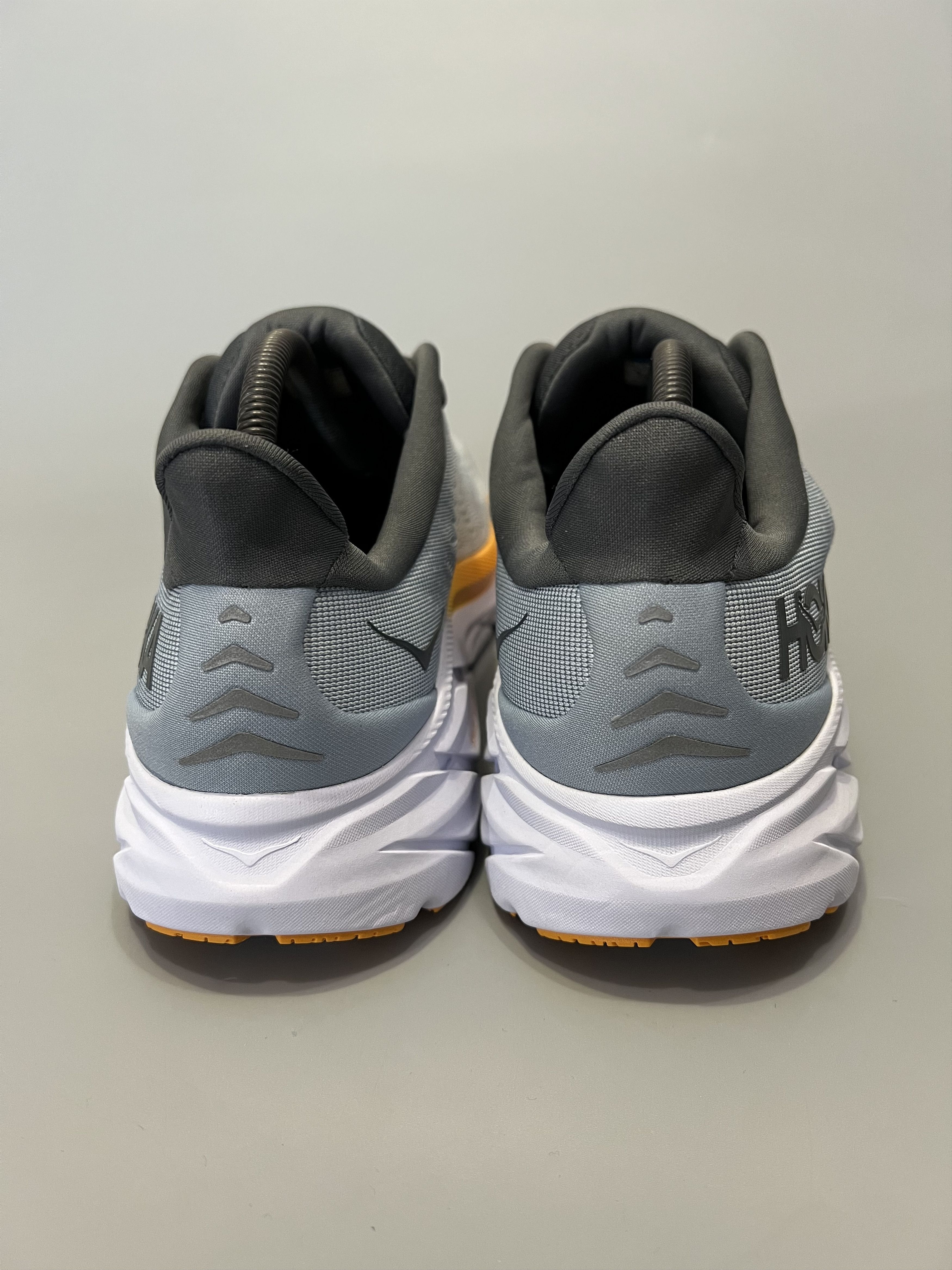 Hoka 10.5D Hoka One One Clifton 8 Running Shoes Gym Walking Size US 10.5 / EU 43-44 - 3 Thumbnail