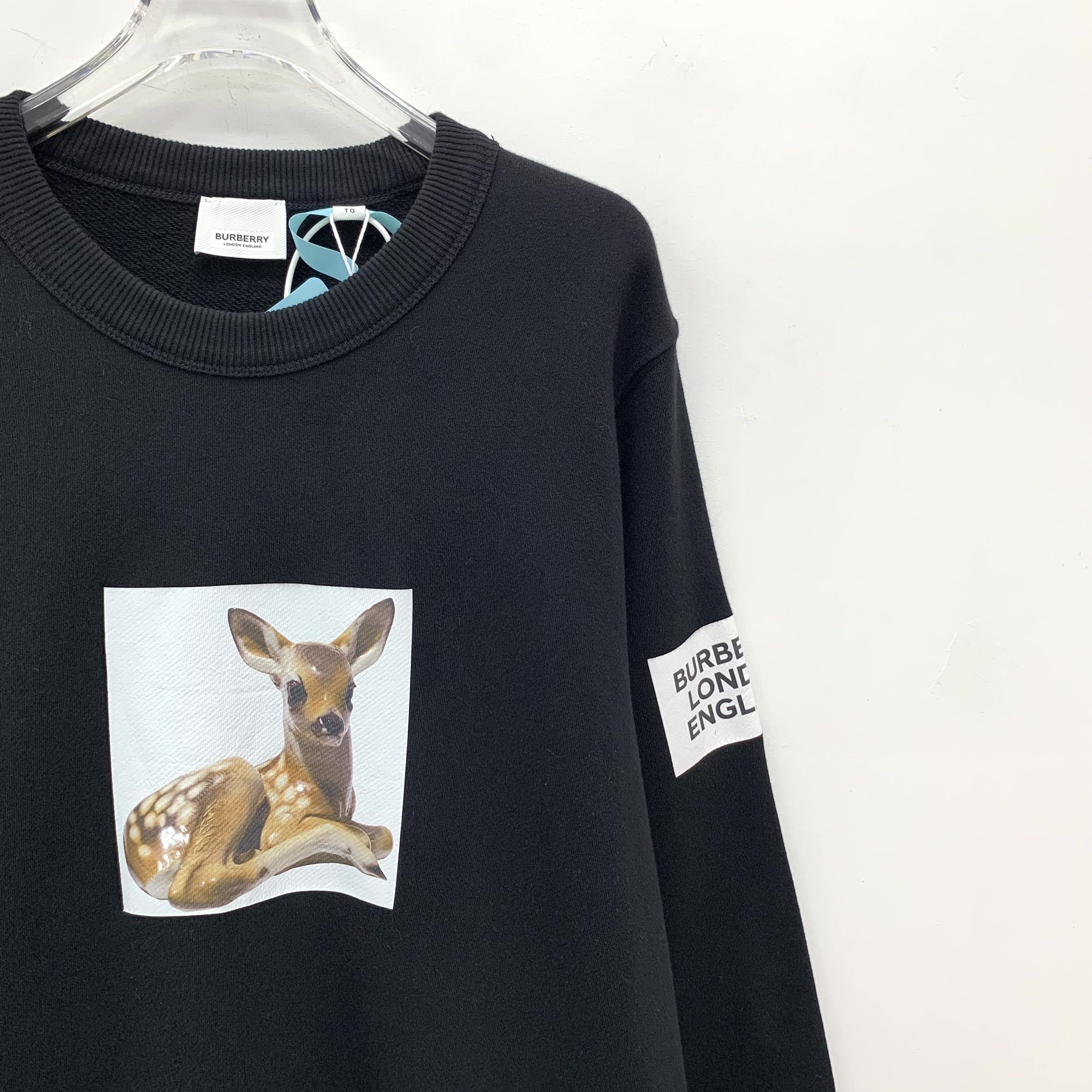 Burberry Burberry Deer Logo Print Sweatshirt Black (XL) Size US XL / EU 56 / 4 - 3 Thumbnail