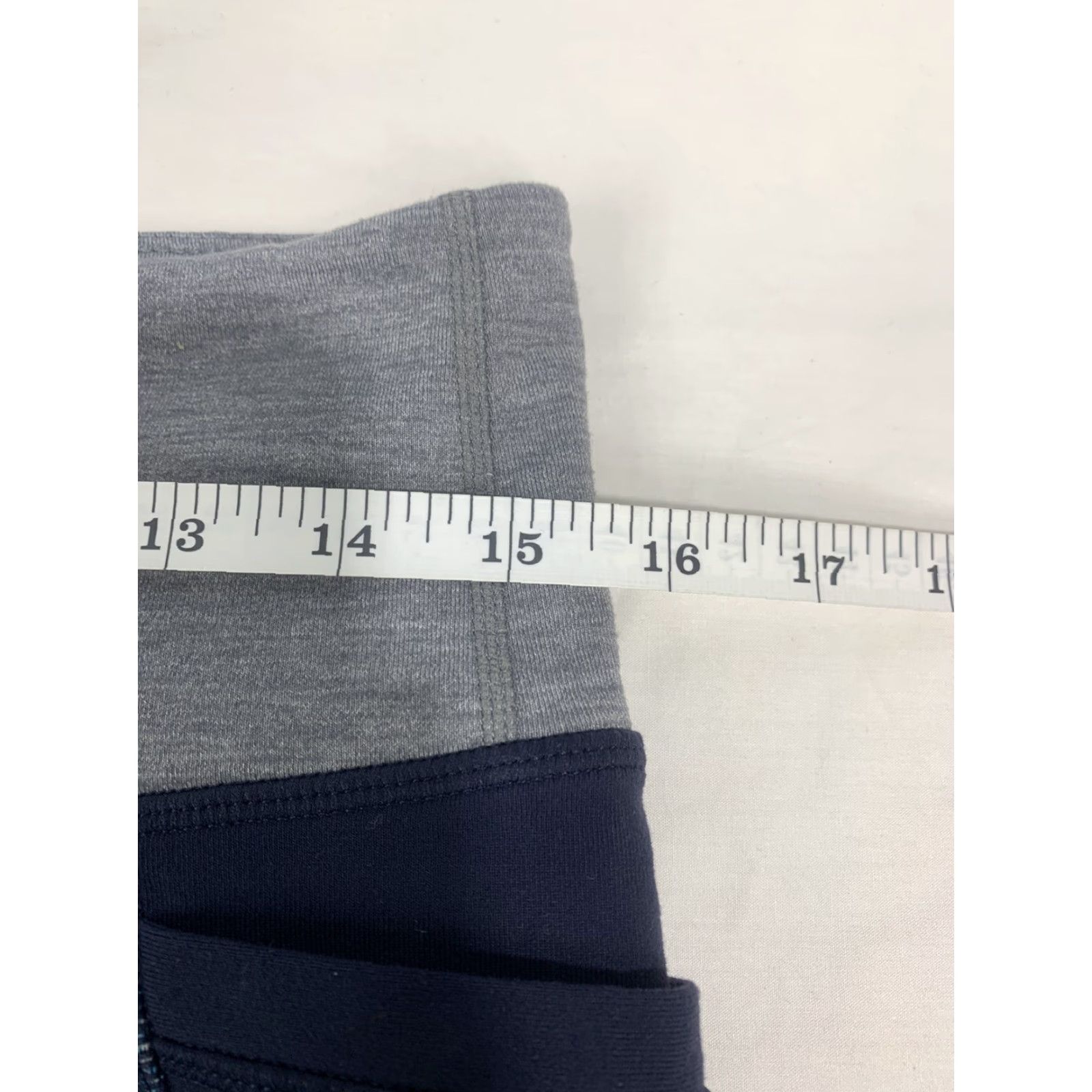 Athleta Athleta Leggings Womens M Black With Silver Stripes Pockets Picnic #472 Size 32" / US 10 / IT 46 - 5 Thumbnail