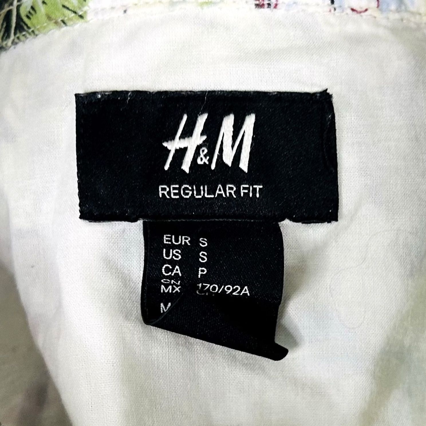 H&M H&M Hawaiian Aloha Shirt Small Red Blue Green Floral Print Cotton Regular Fit Size US S / EU 44-46 / 1 - 3 Thumbnail