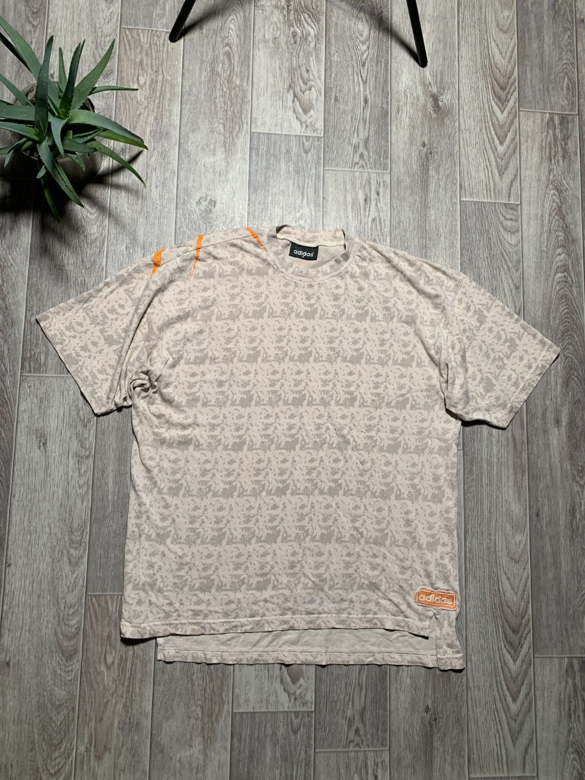Adidas × Vintage Vintage Adidas 90’s Spider Logo Monogram Loose Fit T-Shirt Size US M / EU 48-50 / 2 - 1 Thumbnail