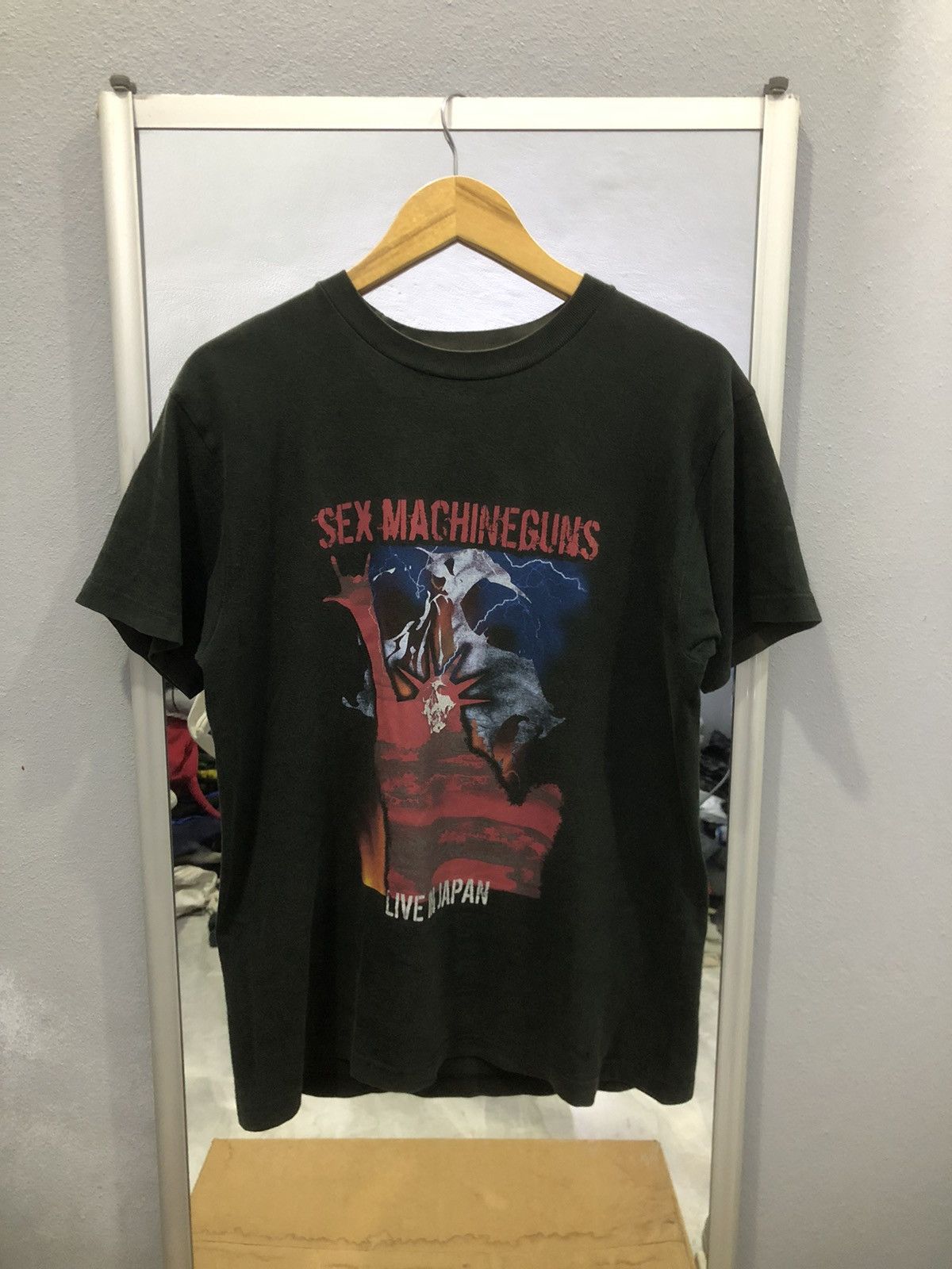 Band Tees SEX MACHINEGUNS Live in Japan Tour Tee Size US M / EU 48-50 / 2 - 1 Thumbnail