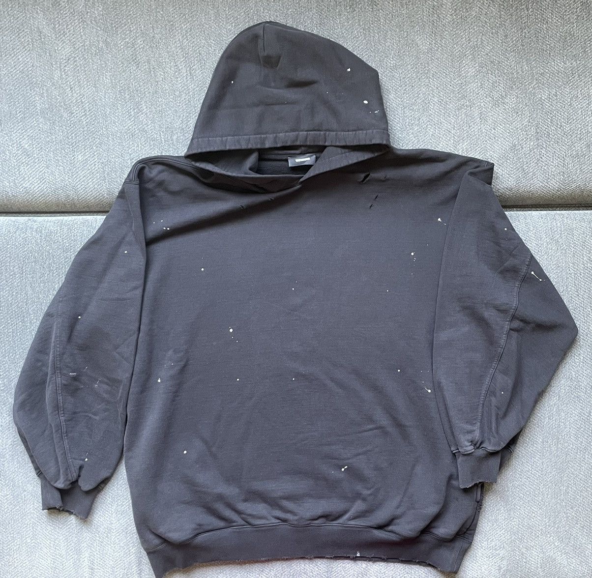 WE11DONE Distressed Oversized Hoodie Size US M / EU 48-50 / 2 - 1 Thumbnail