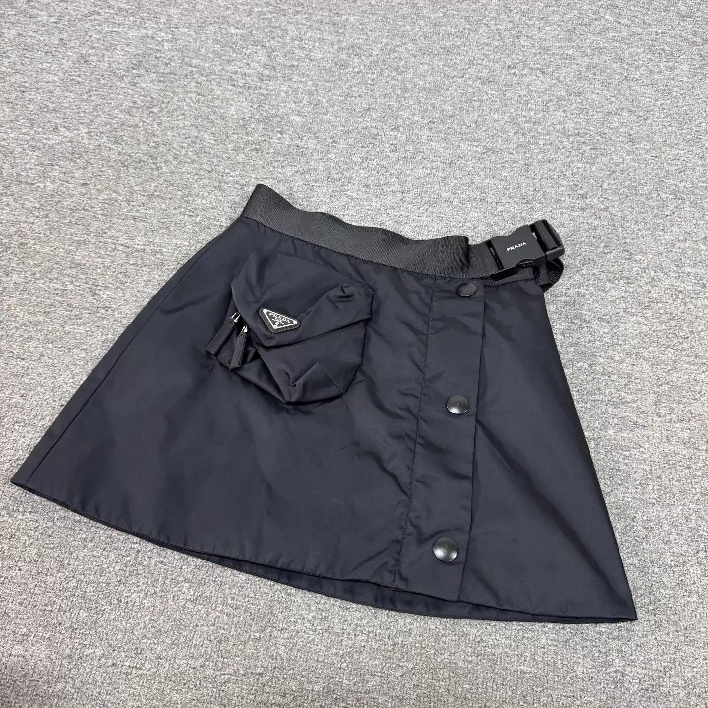 Prada Prada A-line Skirt Black Tri Logo Recycled Nylon 40 Size 27" / US 4 / IT 40 - 3 Thumbnail