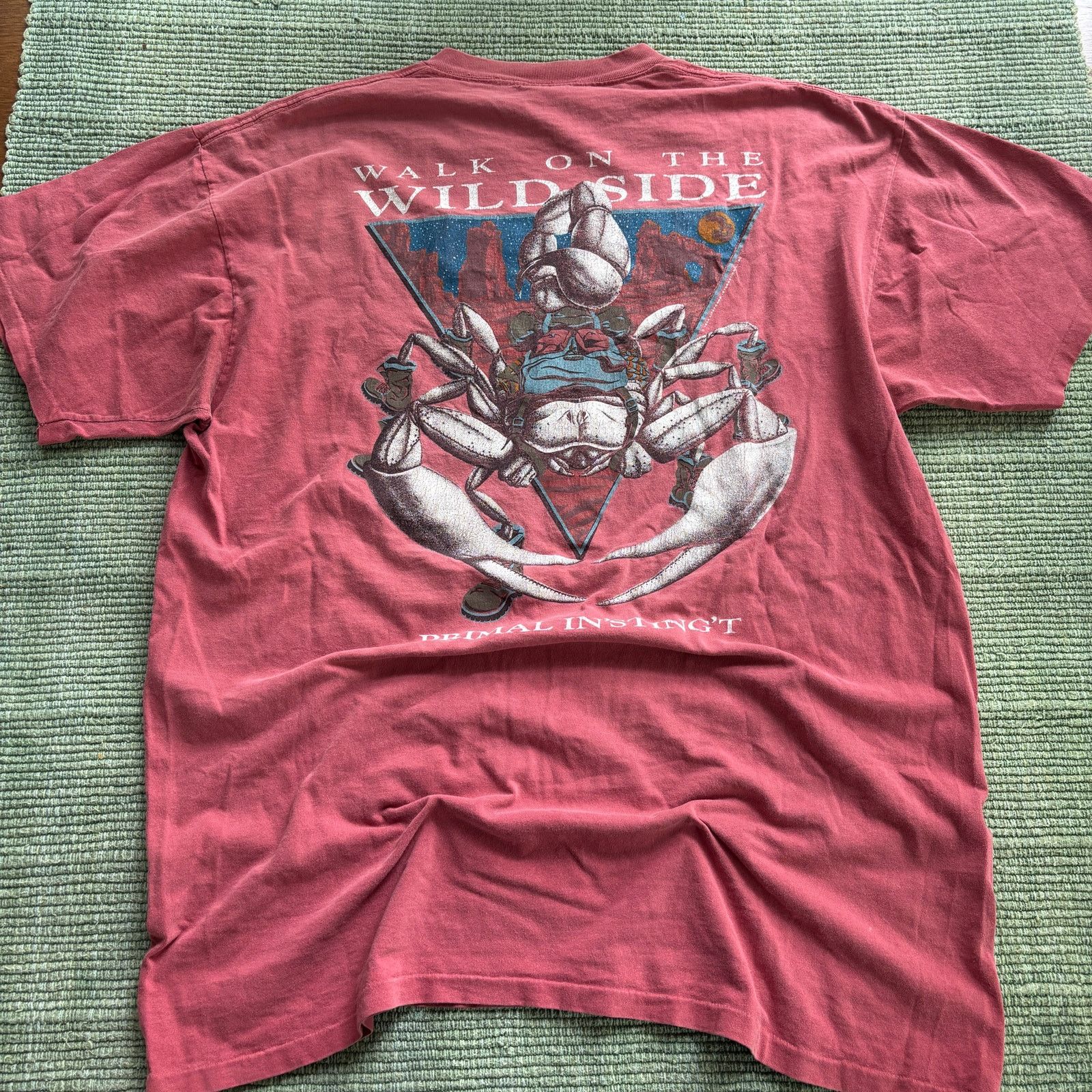 Vintage Vintage 1990s Faded "Lifeforms" Single Stitched Scorpion Tee Size US XXL / EU 58 / 5 - 1 Thumbnail