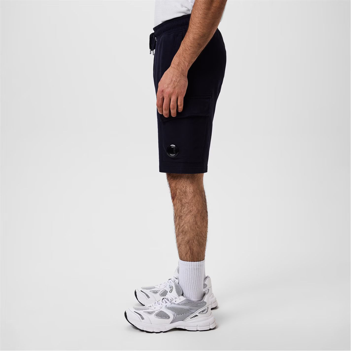 C.P. Company o1g2r1mq0426 Micro Lens Fleece Jogger Shorts in Blue Size US 38 / EU 54 - 5 Thumbnail