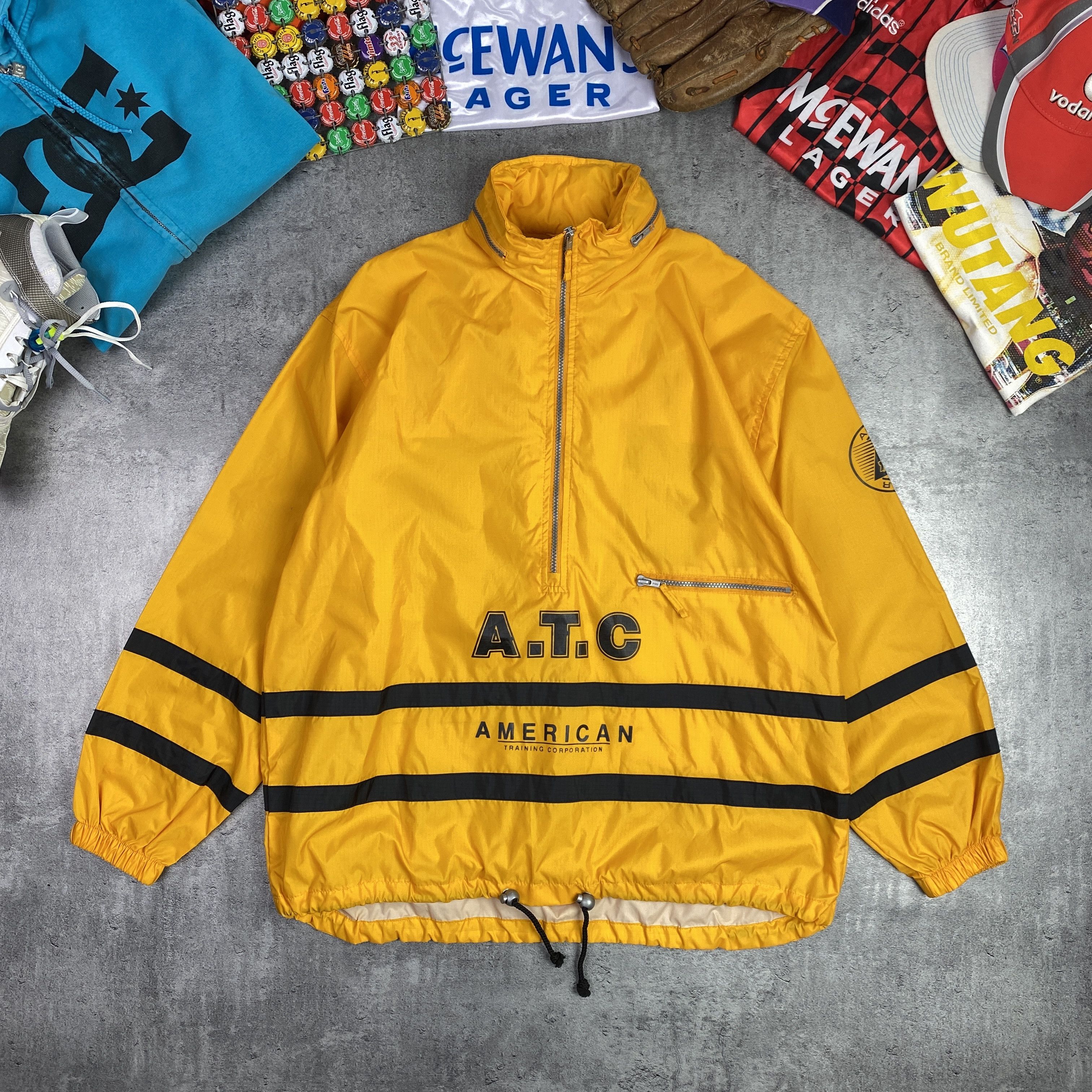 Vintage Vintage American Training Corp Yellow waterproof Jacket - XL Size US XL / EU 56 / 4 - 2 Thumbnail