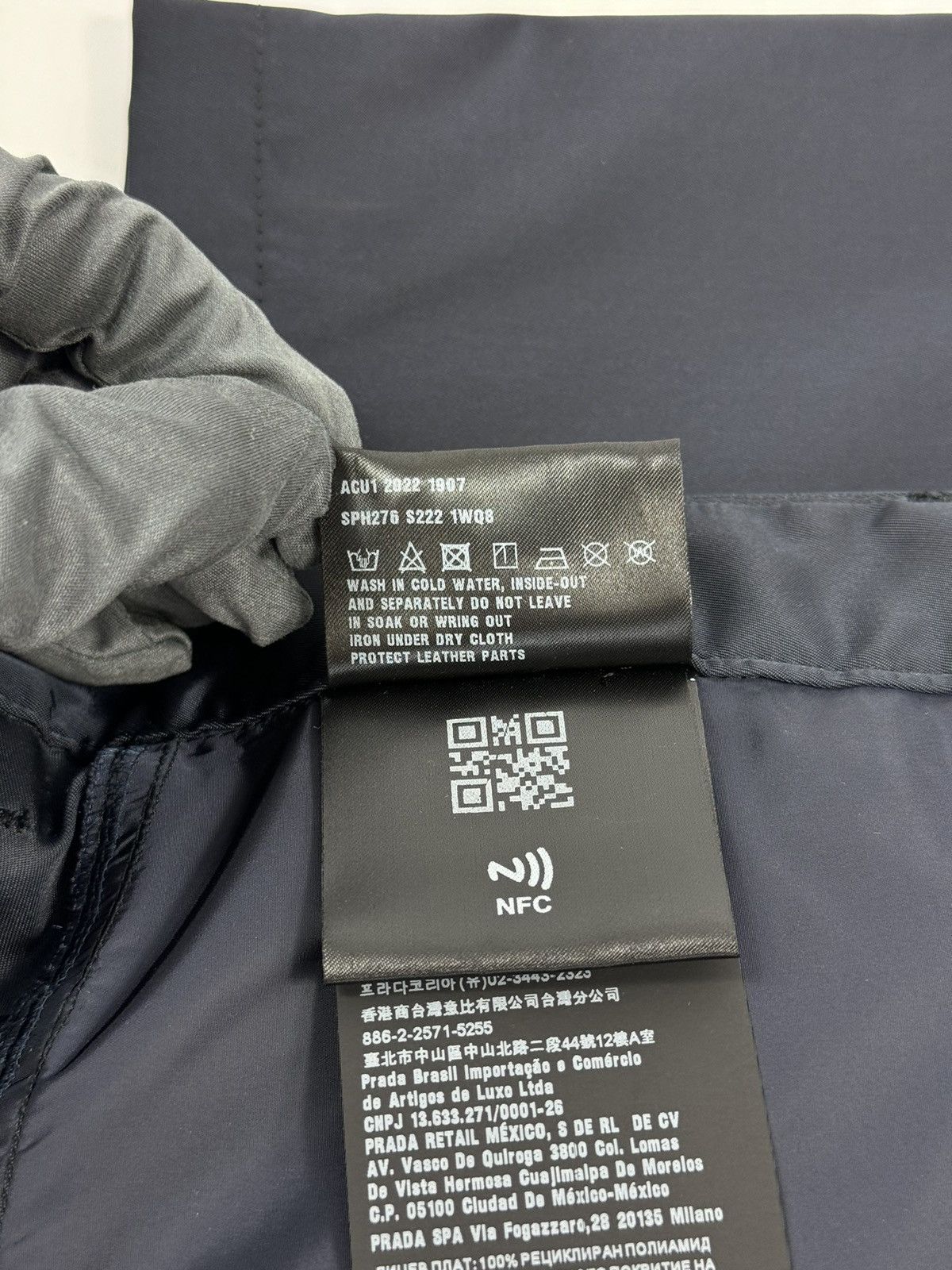 Prada PRADA NYLON TROUSERS Size US 36 / EU 52 - 9 Thumbnail