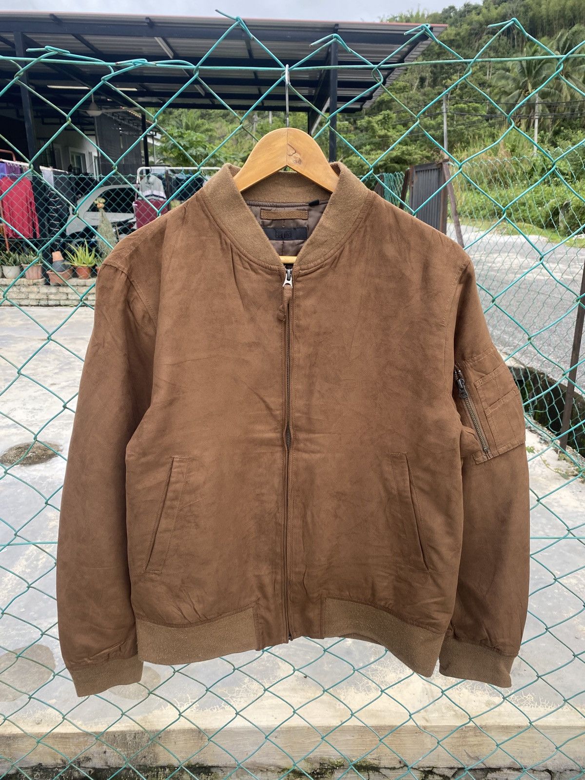 Uniqlo Uniqlo bomber jacket Size US L / EU 52-54 / 3 - 1 Thumbnail