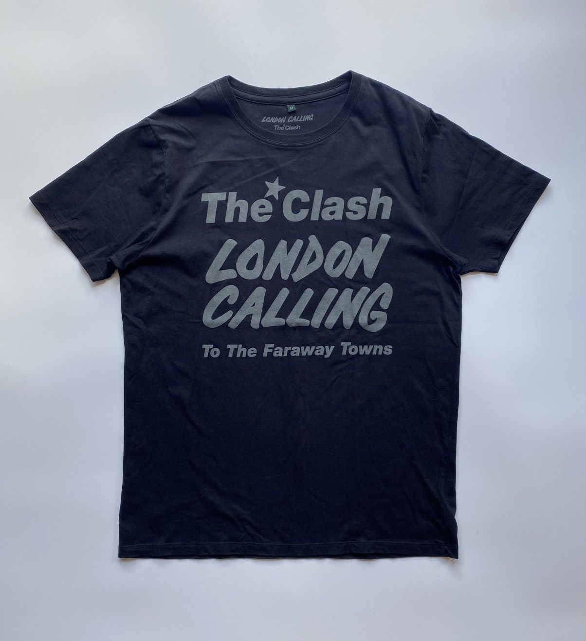Band Tees THE CLASH LONDON CALLING Size US L / EU 52-54 / 3 - 1 Thumbnail