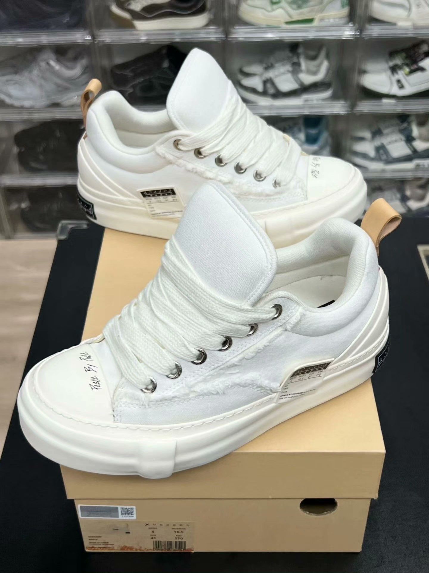Other White Lowtop Sneakers 41 Men Size US 8.5 / EU 41-42 - 1 Thumbnail