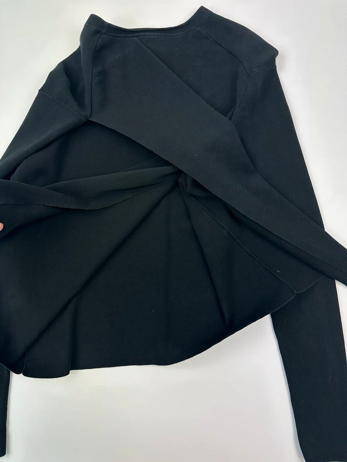 Acne Studios Acne Studio Back Structured Asymmetric Sweater Size S / US 4 / IT 40 - 6 Thumbnail