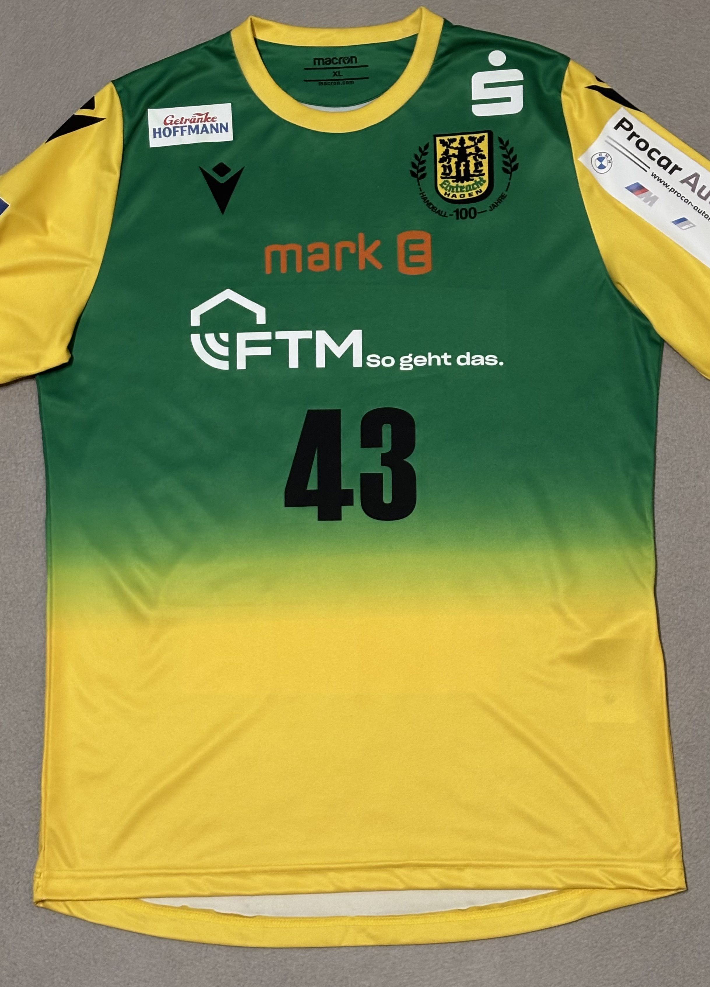Macron VfL Eintracht Hagen 2021/2022 Toromanović #43 Macron Size US XL / EU 56 / 4 - 6 Thumbnail