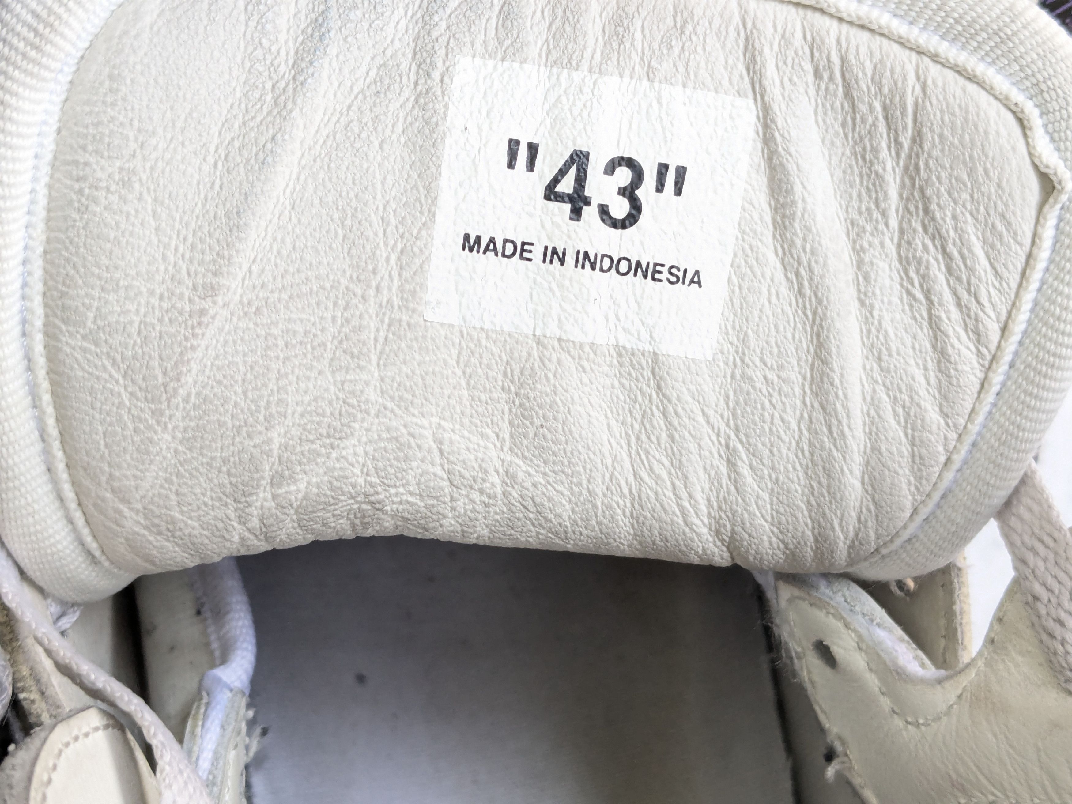 Off-White Off-white Vulcanized High Top Sneakers Red White 10 43 Size US 10 / EU 43 - 5 Thumbnail