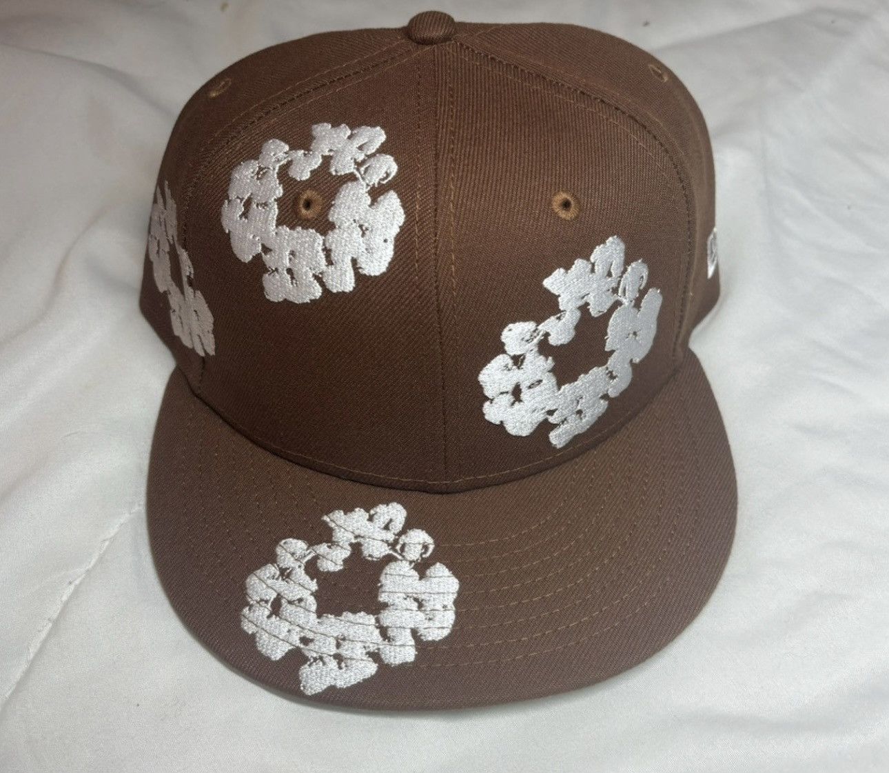 image of Denim Tears x New Era Cotton Wreath Hat 7 1/4 in Brown, Men's