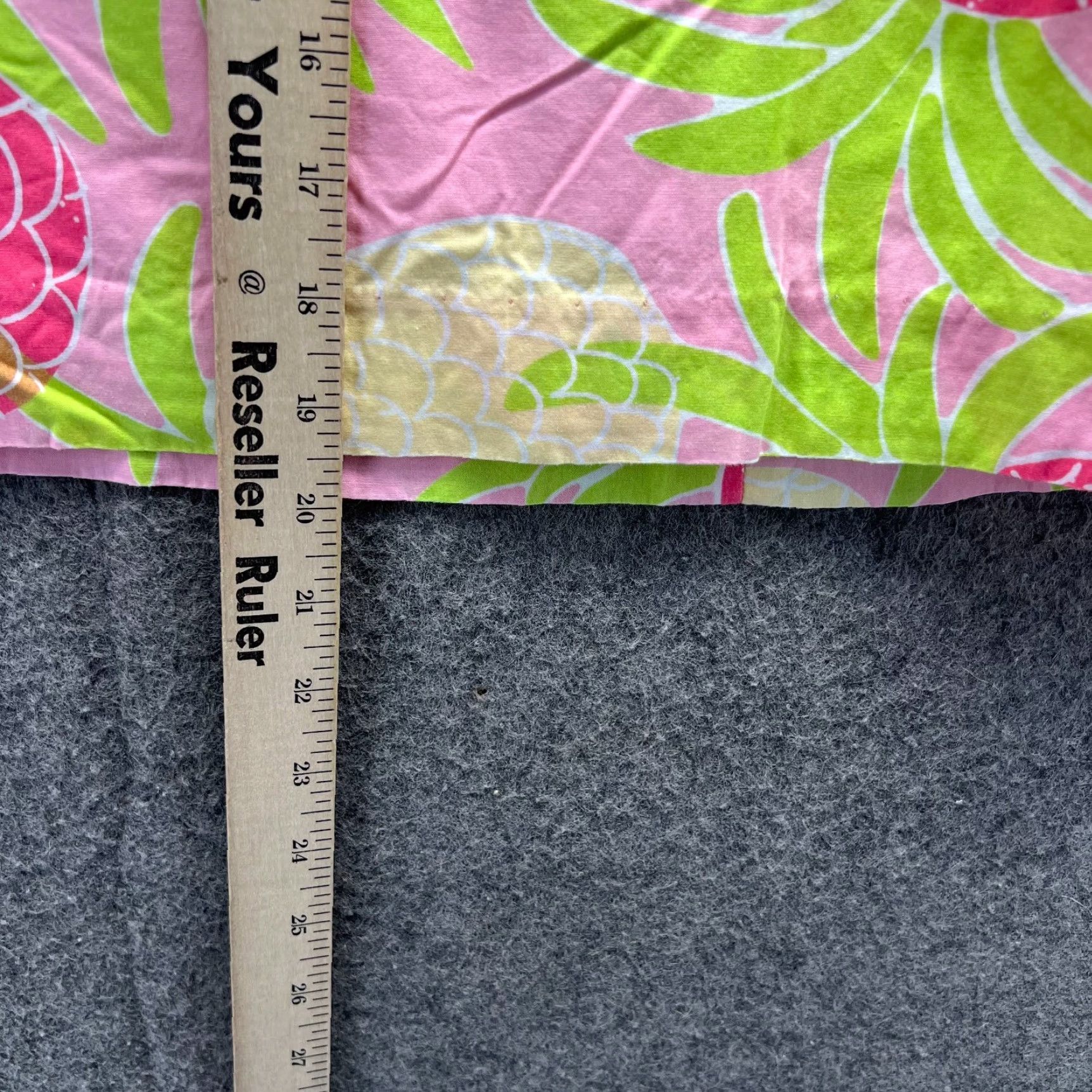 Lilly Pulitzer VINTAGE Lilly Pulitzer Skirt Womens 10 Pink Green Pineapple Print Cotton Pencil Regular Short Women Mens Size 32" / US 10 / IT 46 - 4 Thumbnail