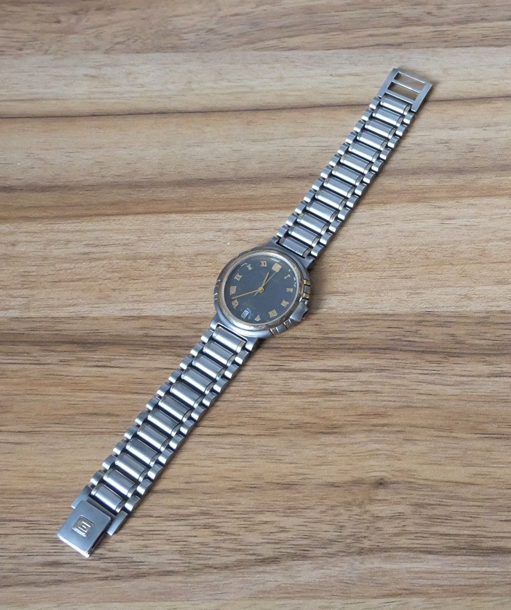 Guy Laroche Vintage Guy Laroche Watch Size 32 - 4 Thumbnail