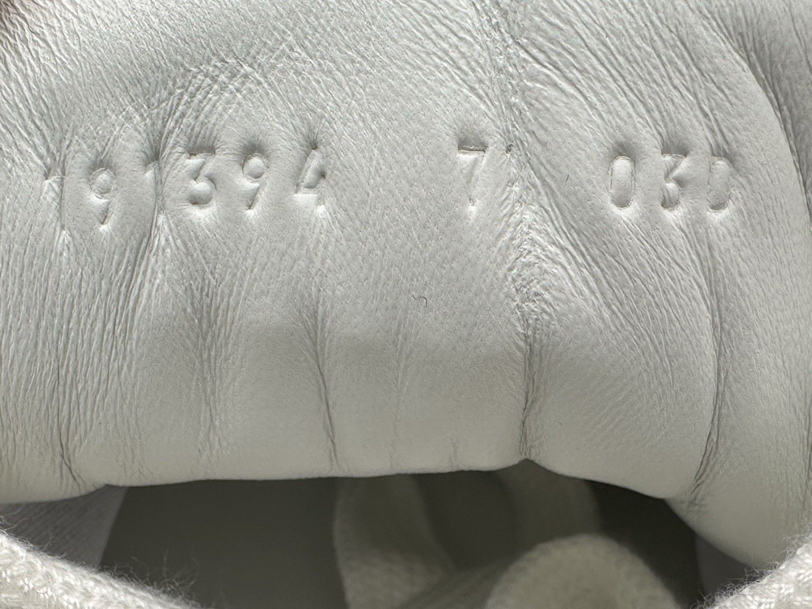 Gucci New Gucci Sneakers Size-US-8 / UK-7 / EU-41 Size US 7 / EU 40 - 13 Thumbnail