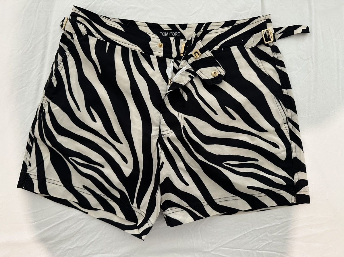 image of Tom Ford Slim-Fit Short-Length Zeba-Print Swim Shorts in White, Men's (Size 36)