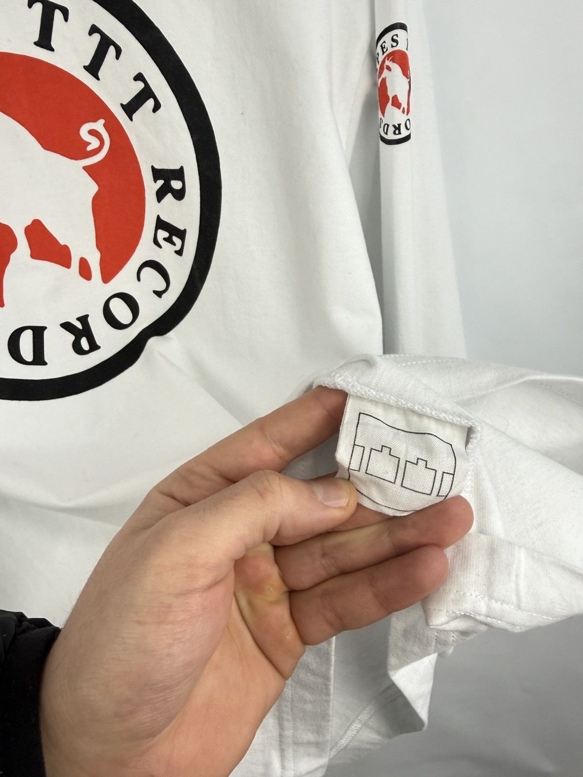 The Trilogy Tapes 🇬🇧 The Trilogy Tapes TTT Records Horned Pelican Long Sleeve Size US L / EU 52-54 / 3 - 8 Thumbnail
