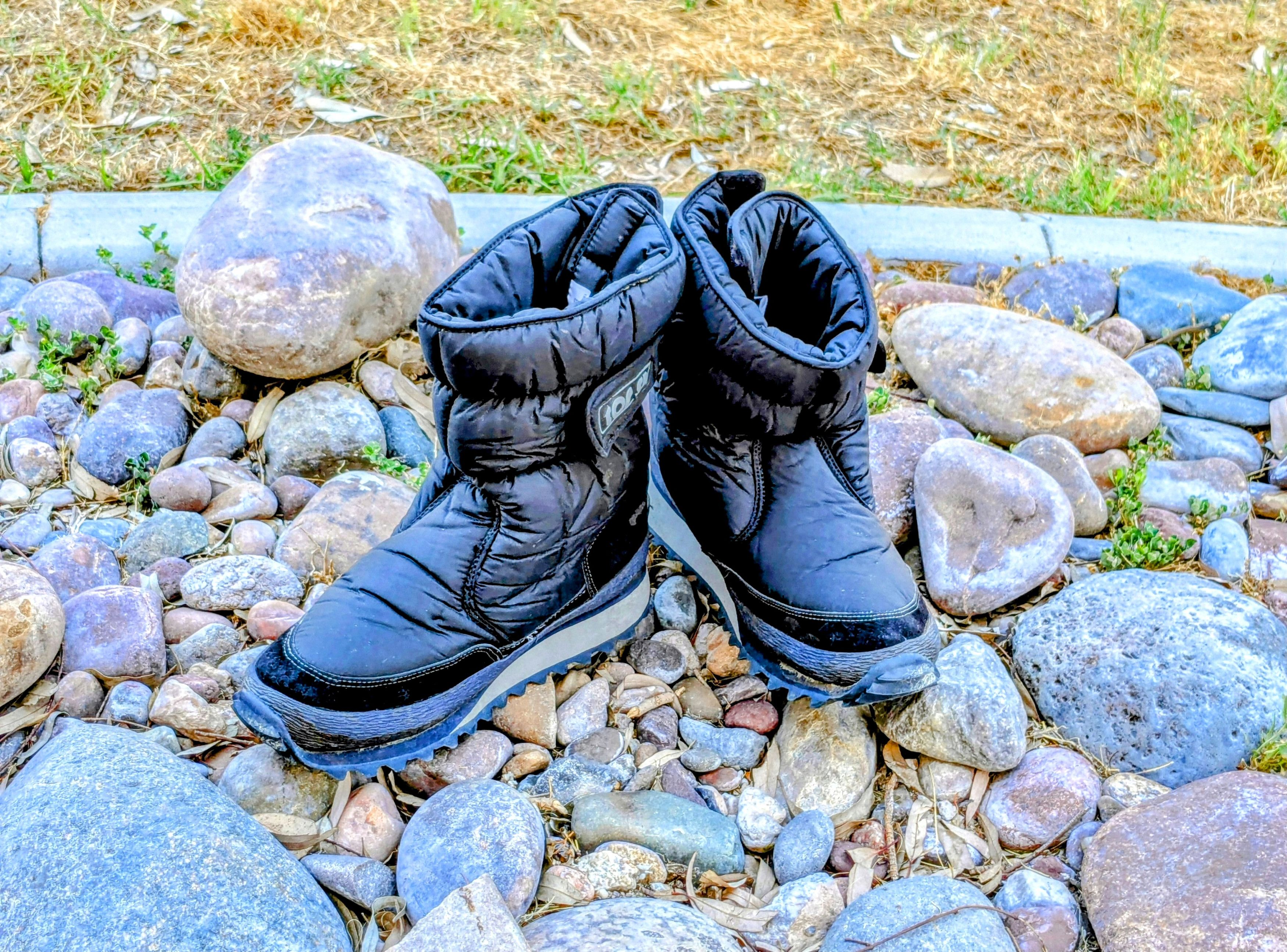Designer TOR SL Insulated Synthetic Pull-On Mid Calf Winter Boots Size US 11 / IT 41 - 1 Thumbnail