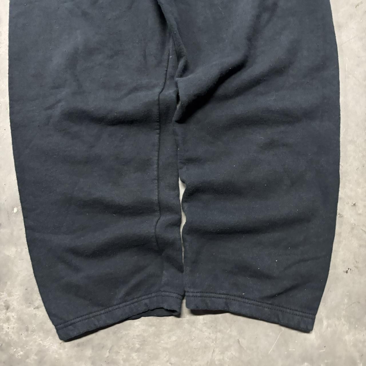 Japanese Brand × Vintage Crazy Vintage Y2K/2000s Faded Black Essential Sweatpants! Size US 30 / EU 46 - 5 Thumbnail