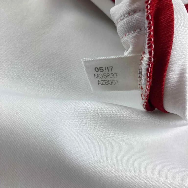 Adidas Hungary 2016-18 Adidas away football jersey size S Size US S / EU 44-46 / 1 - 5 Thumbnail