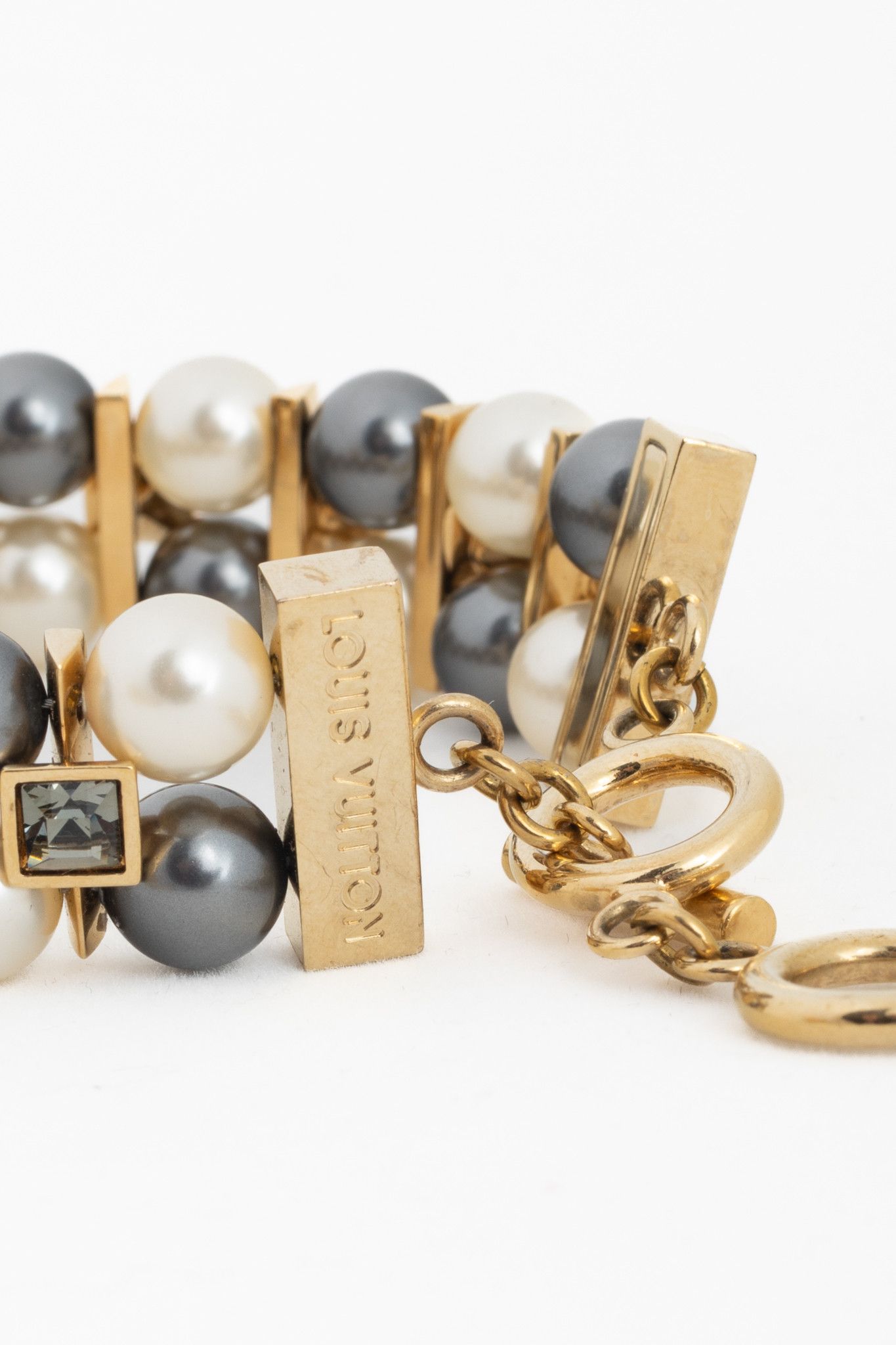 Louis Vuitton Louis Vuitton Cry me a River Faux-Pearl Crystal Bracelet Size ONE SIZE - 3 Thumbnail