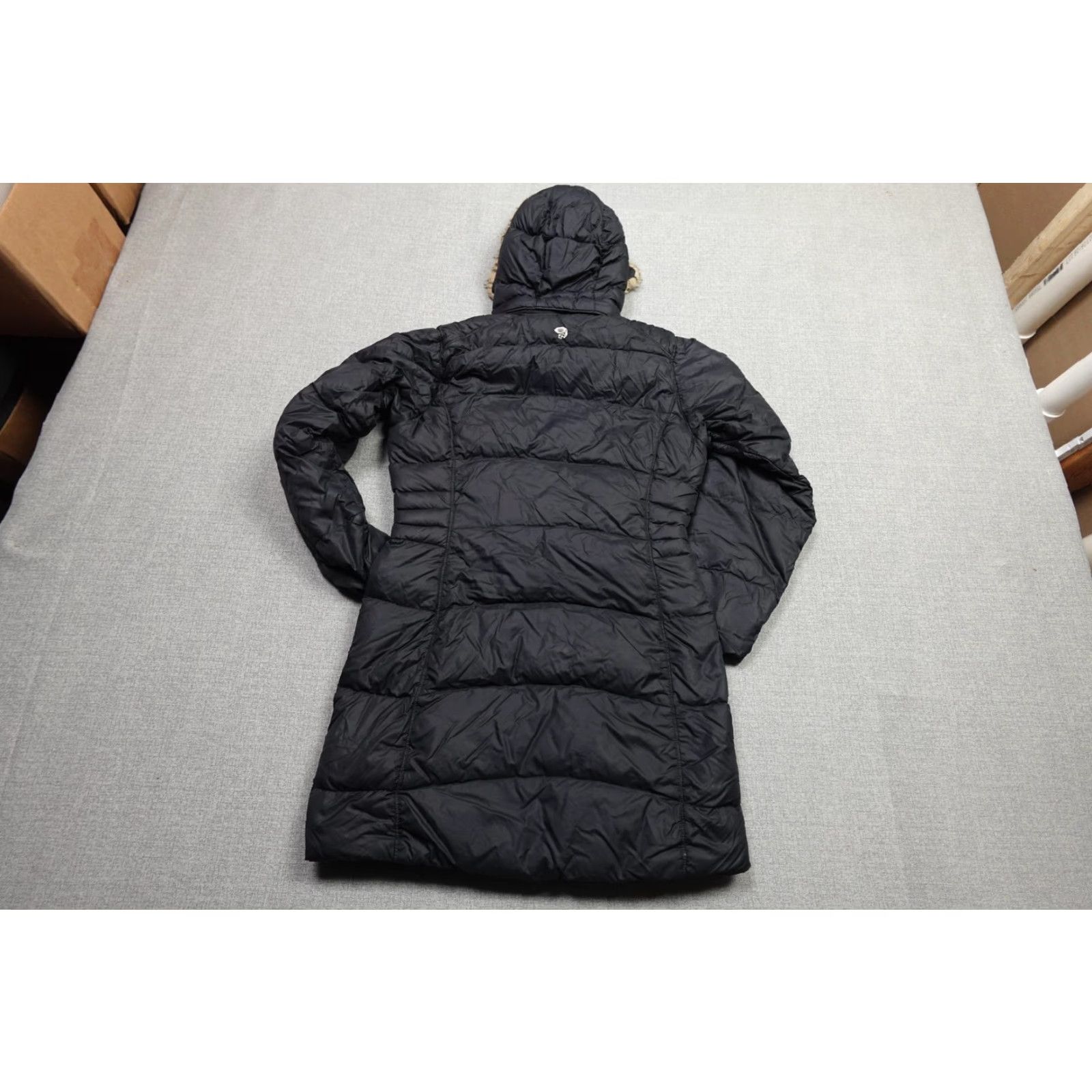 Mountain Hardwear Mountain Hard Wear Parka Jacket Womens Small Black Long Quilted Faux Fur Hood Size S / US 4 / IT 40 - 5 Thumbnail
