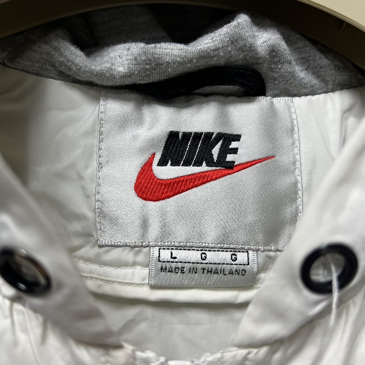Nike Vintage 90s Nike Pullover Anorak Windbreaker Jacket Y2K Size US L / EU 52-54 / 3 - 11 Thumbnail