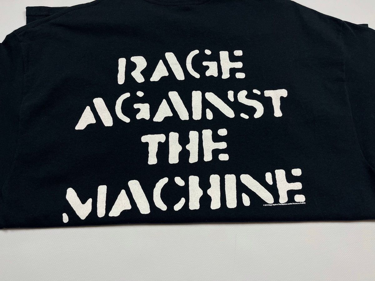 Rage Against The Machine 2014 Rage Against The Machine Tee T-Shirt Fist logo size XL Size US XL / EU 56 / 4 - 11 Thumbnail
