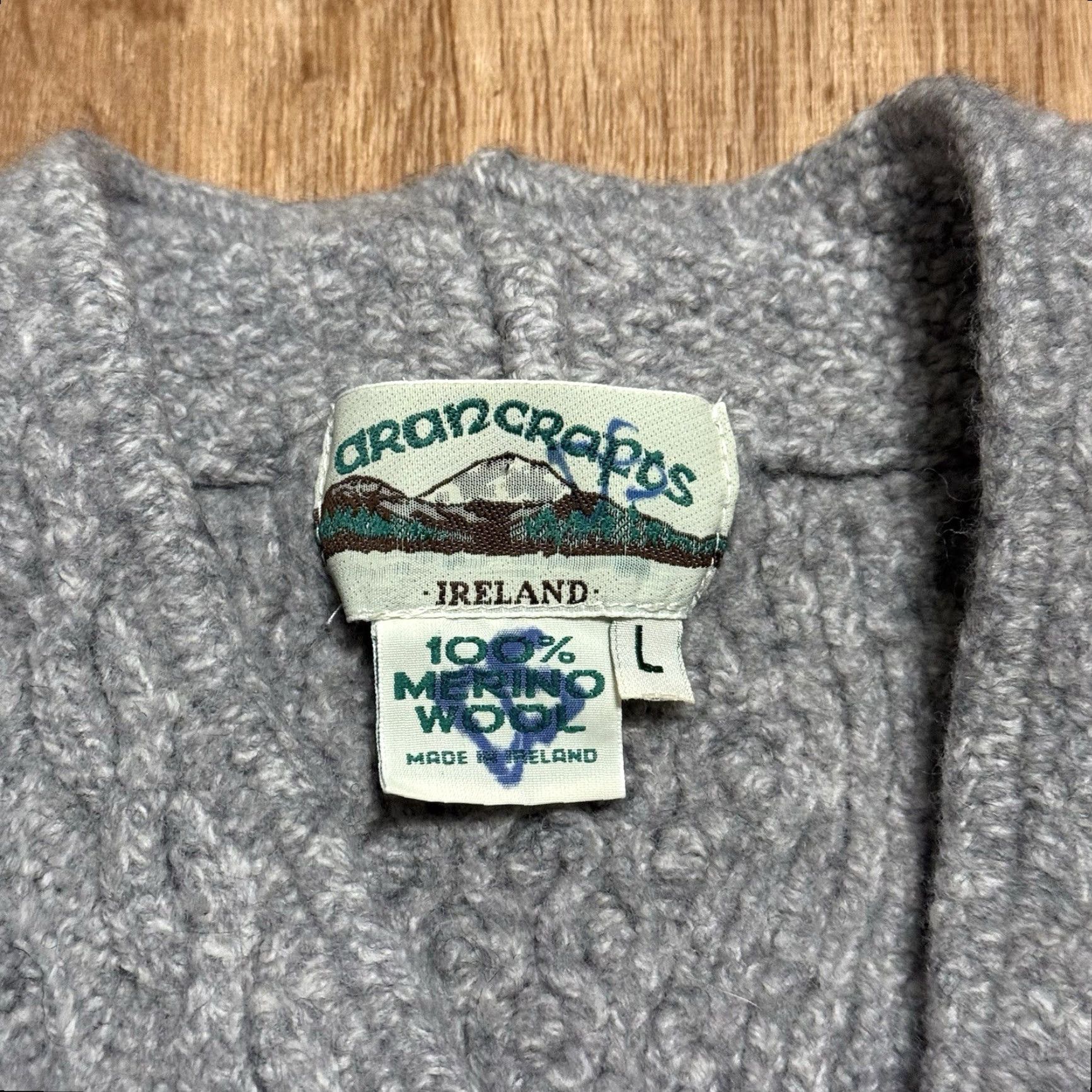 Vintage VINTAGE Aran Crafts Cardigan Sweater Button Down Pockets Gray Size L Women Merino Wool Down Knit Chunky Irland Regular Size M / US 6-8 / IT 42-44 - 3 Thumbnail